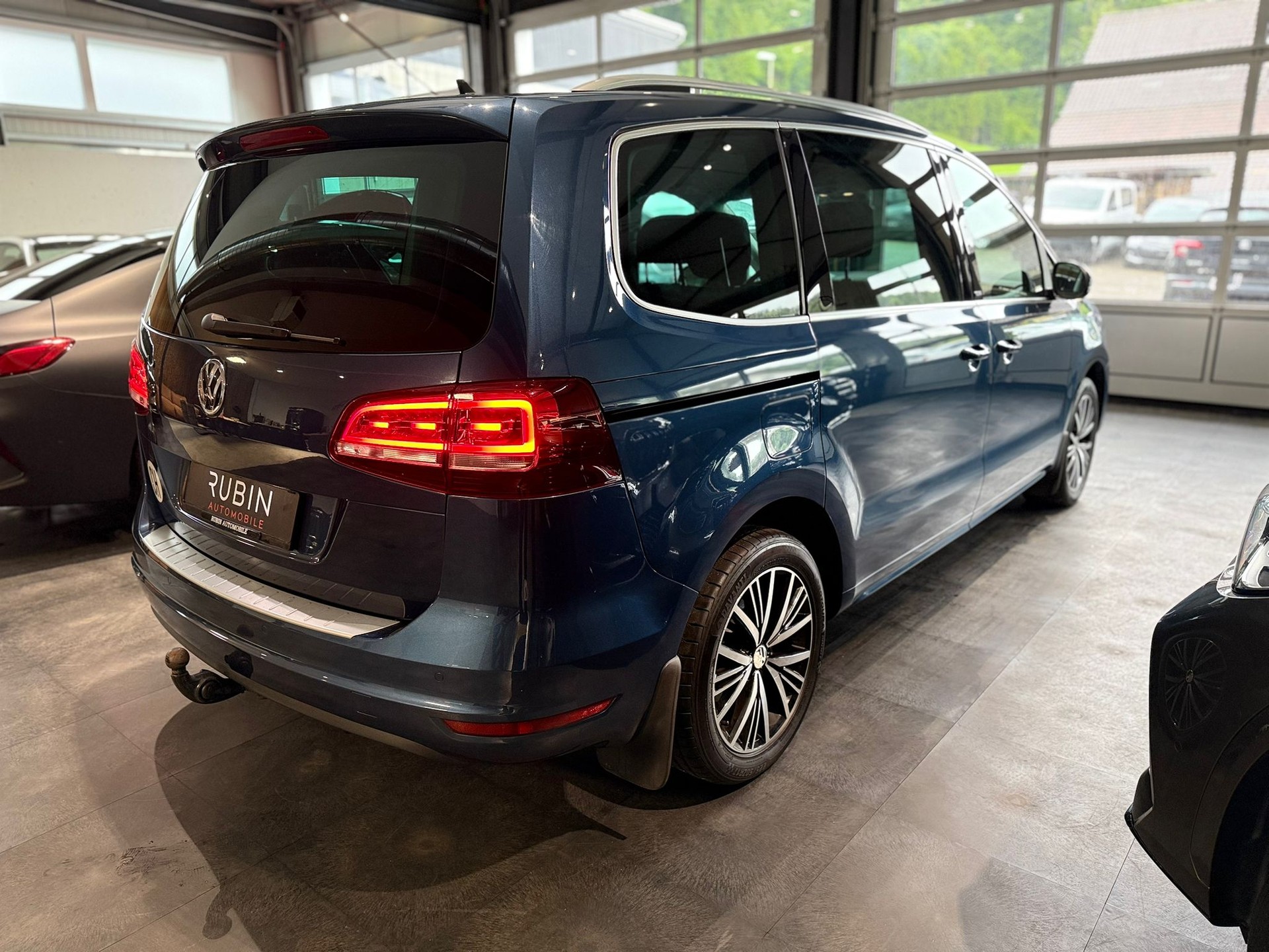 VW Sharan 2.0 TDI BMT Comfortline 4Motion DSG-image-5