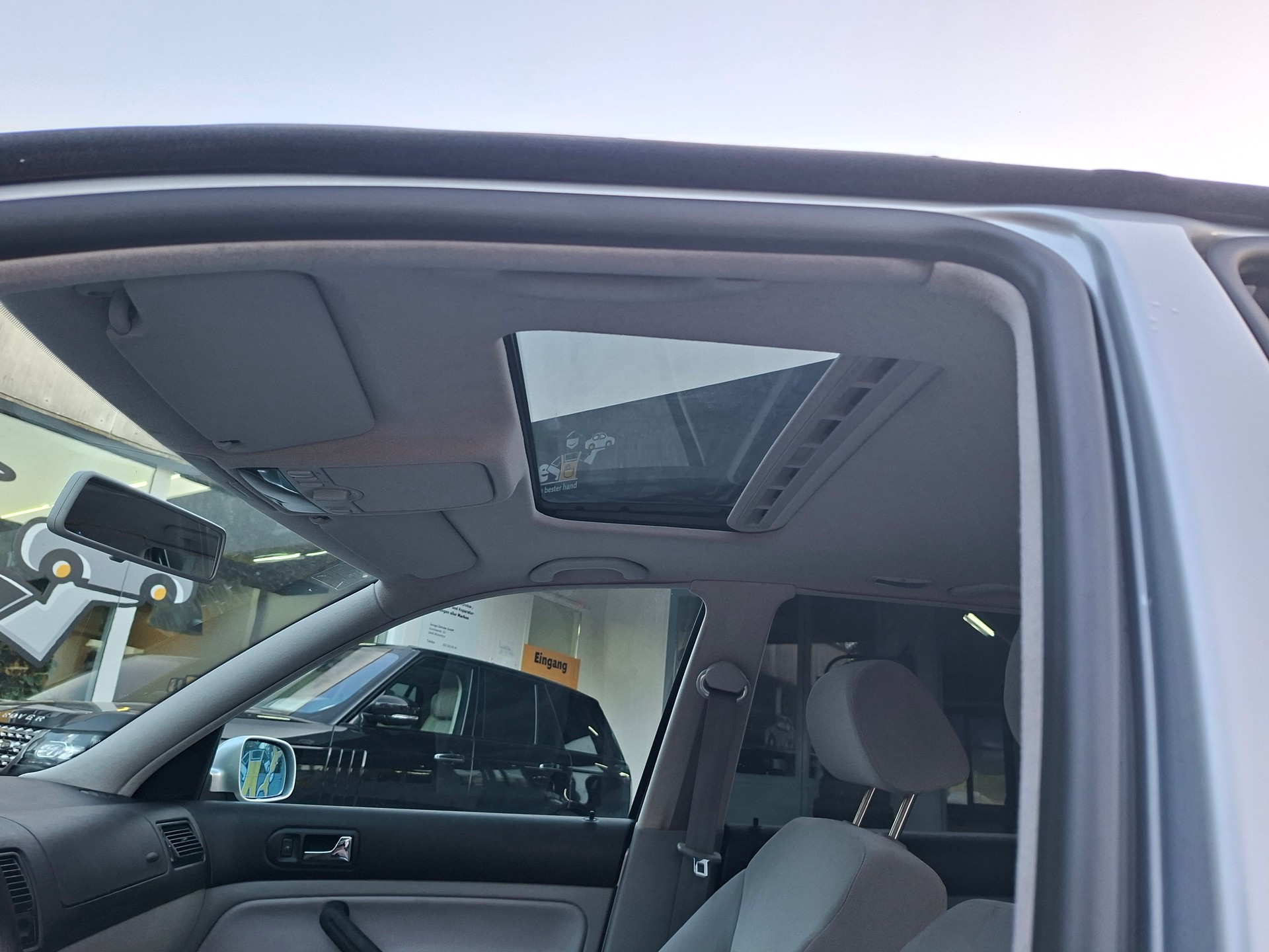 VW Golf 1.6 Comfortline Generation Automatic-image-8