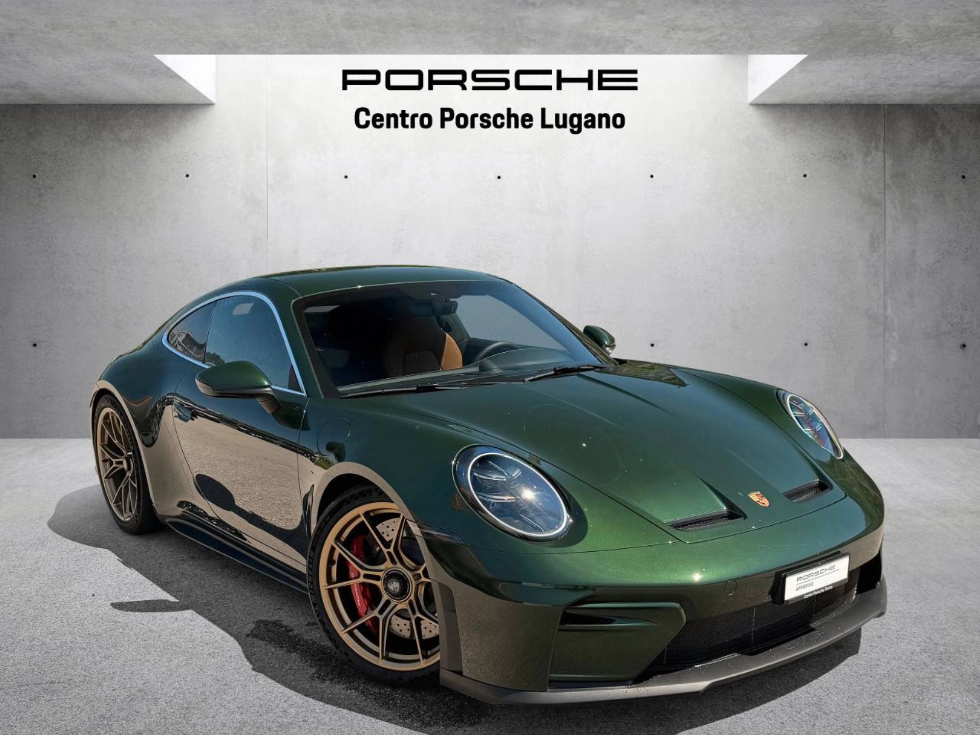 PORSCHE 911 GT3 con pacchetto Touring-image-0