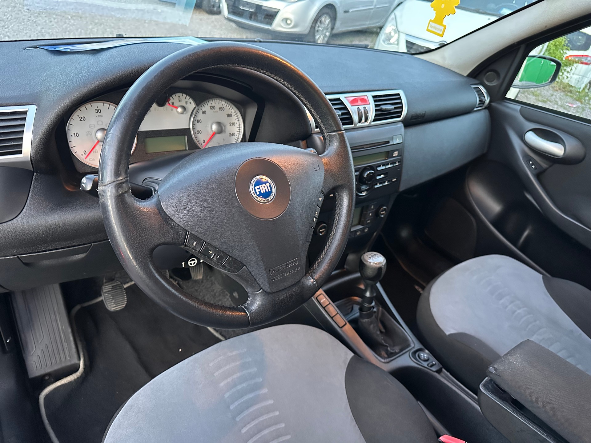 FIAT Stilo Multiwagon 1.9 JTD Uproad-image-9