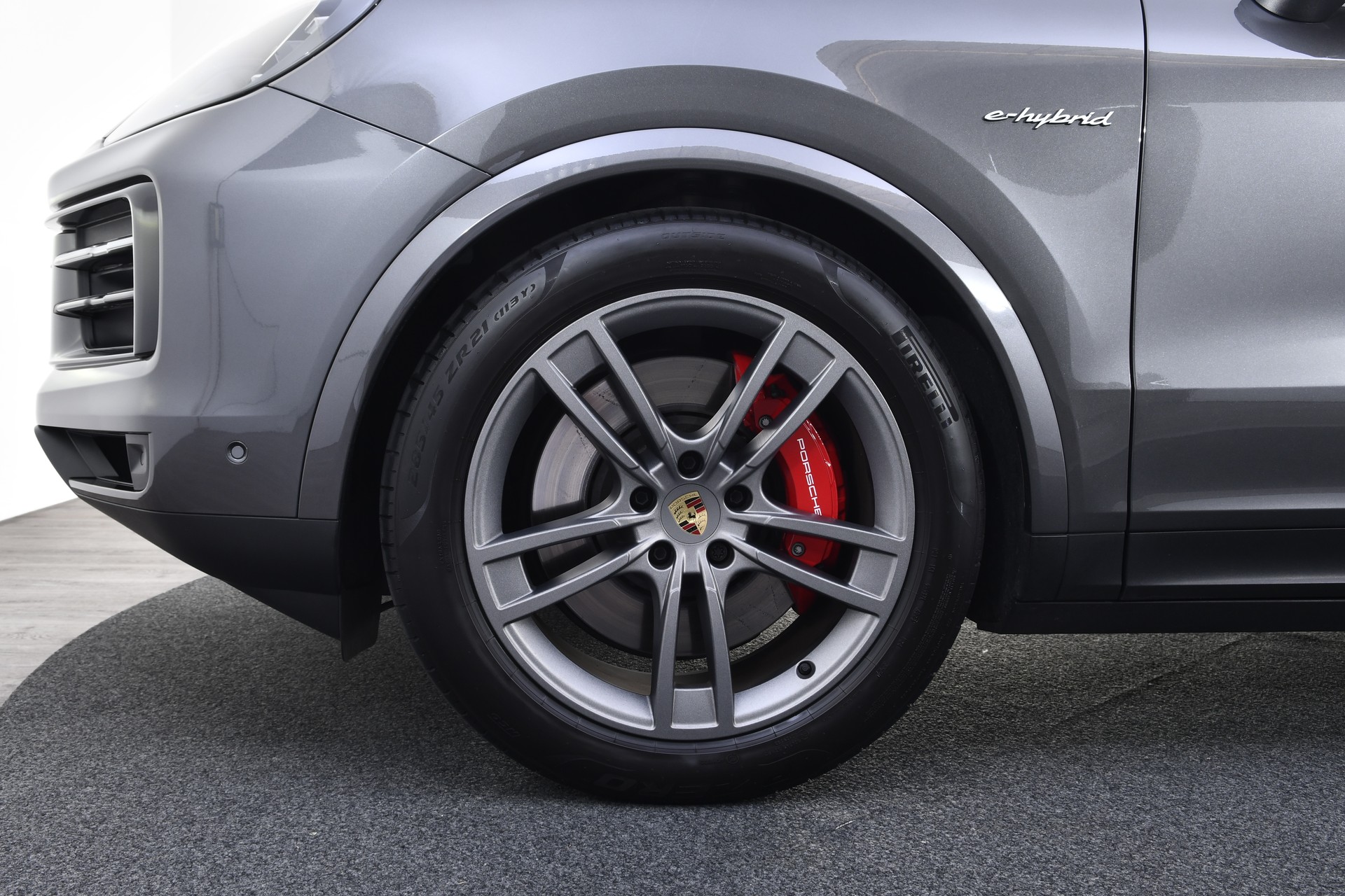 PORSCHE Cayenne S Coupé E-Hybrid Tiptronic-image-26