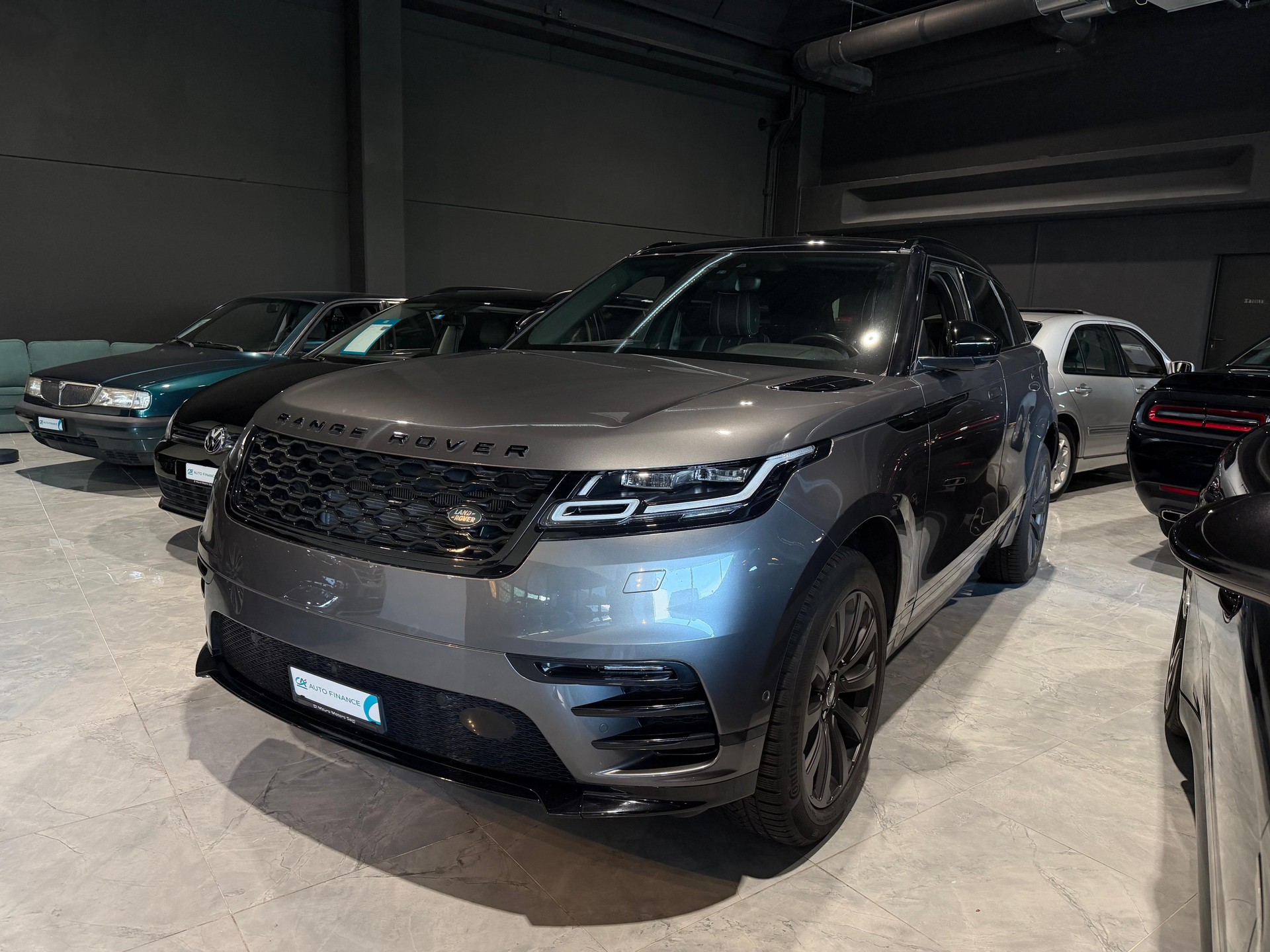 LAND ROVER Range Rover Velar R-Dynamic D 180 HSE Automatic