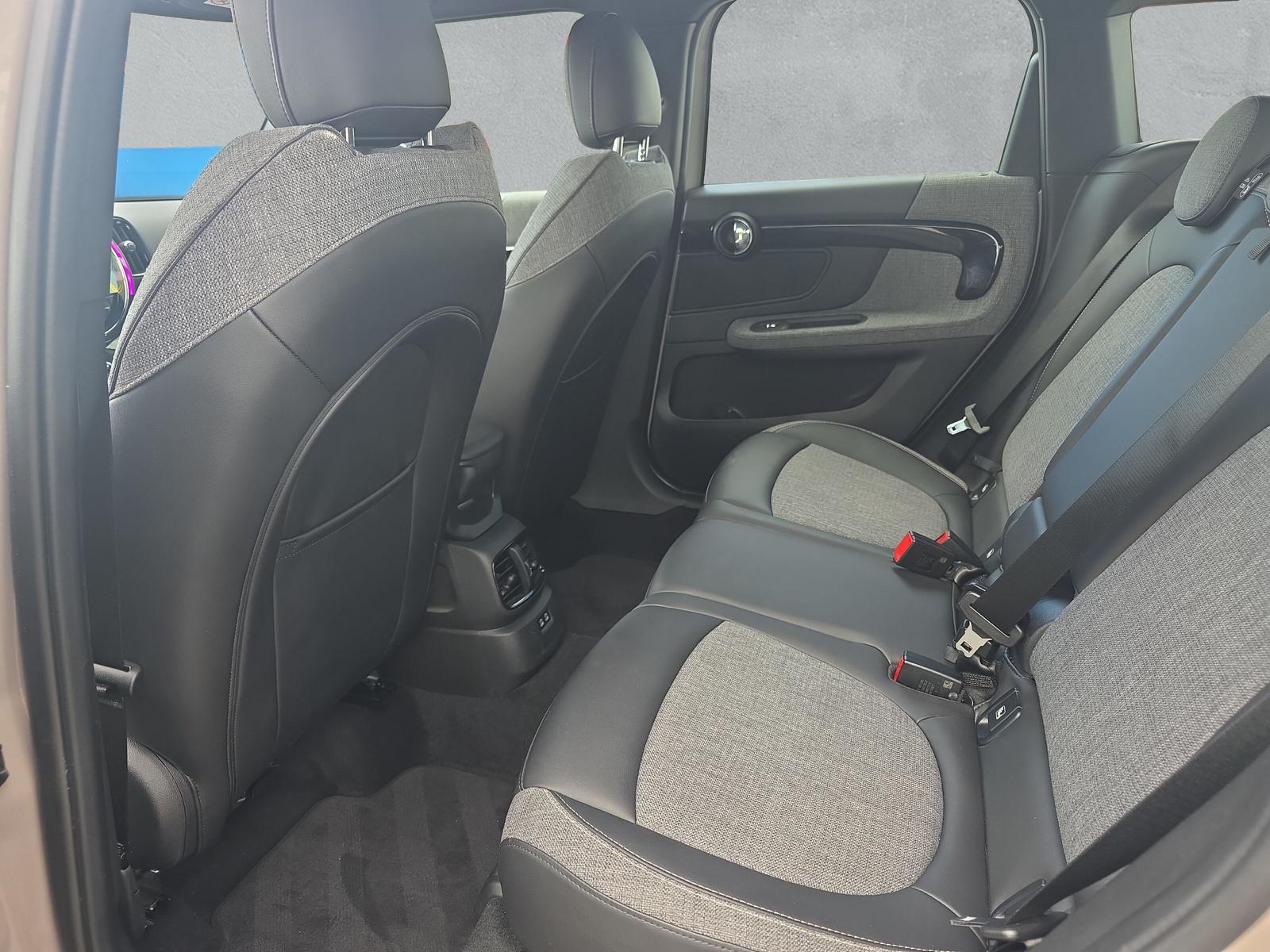 MINI Countryman S ALL4 F60 2.0i (CH)-image-11