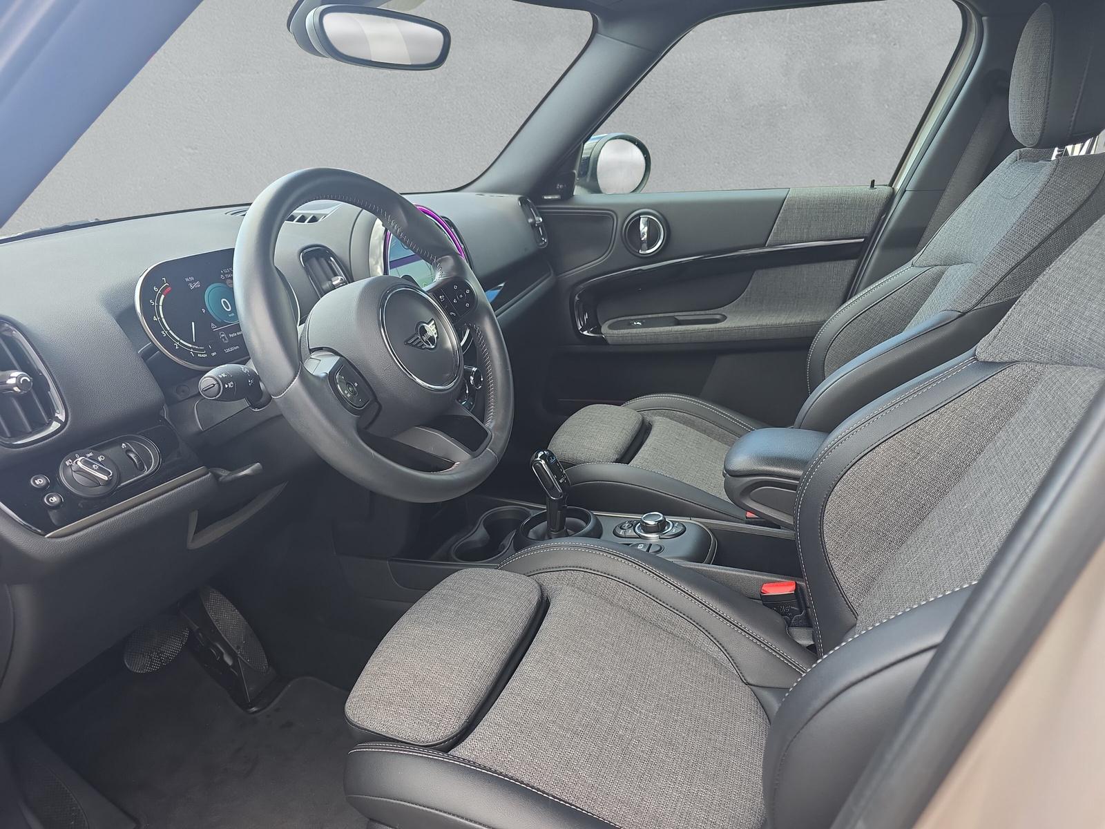 MINI Countryman S ALL4 F60 2.0i (CH)-image-10