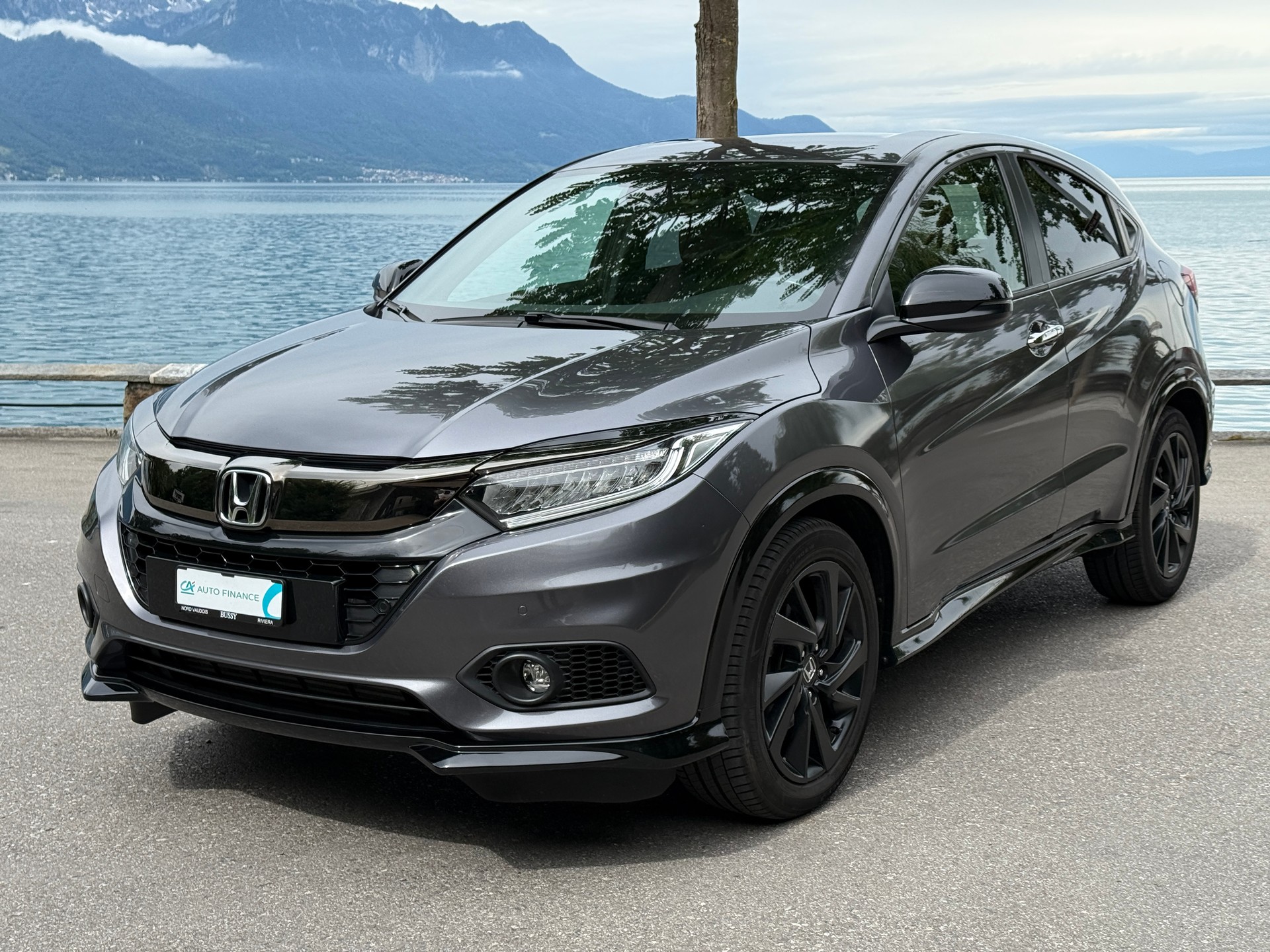 HONDA HR-V 1.5i-VTEC Turbo CVT-showroom-element-2