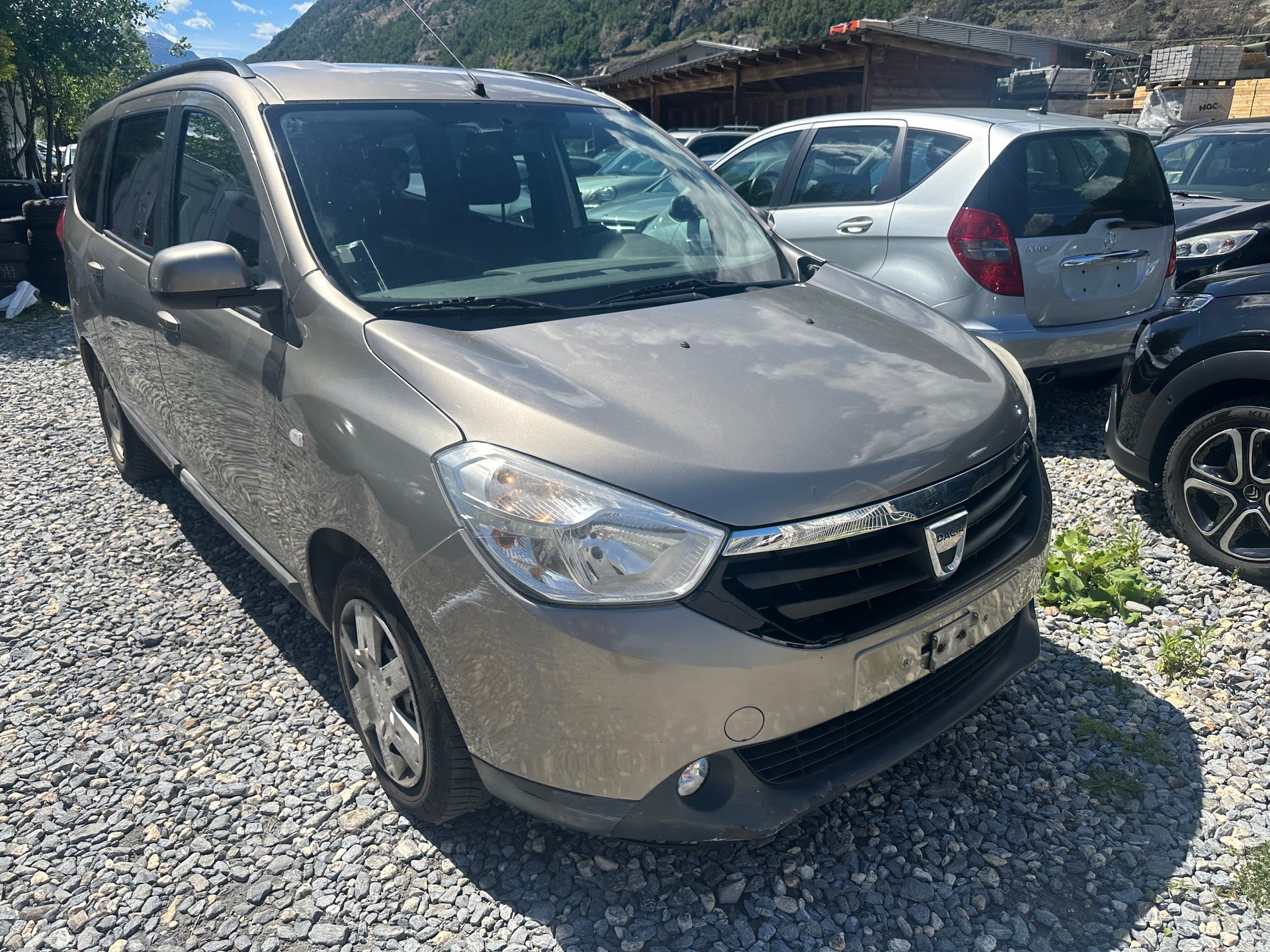 DACIA Lodgy 1.5 dCi Lauréate 7PL-image-3