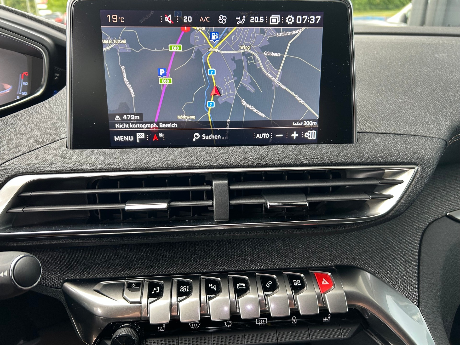 PEUGEOT 5008 1.6 Pure Tech GT LineEAT8-image-14