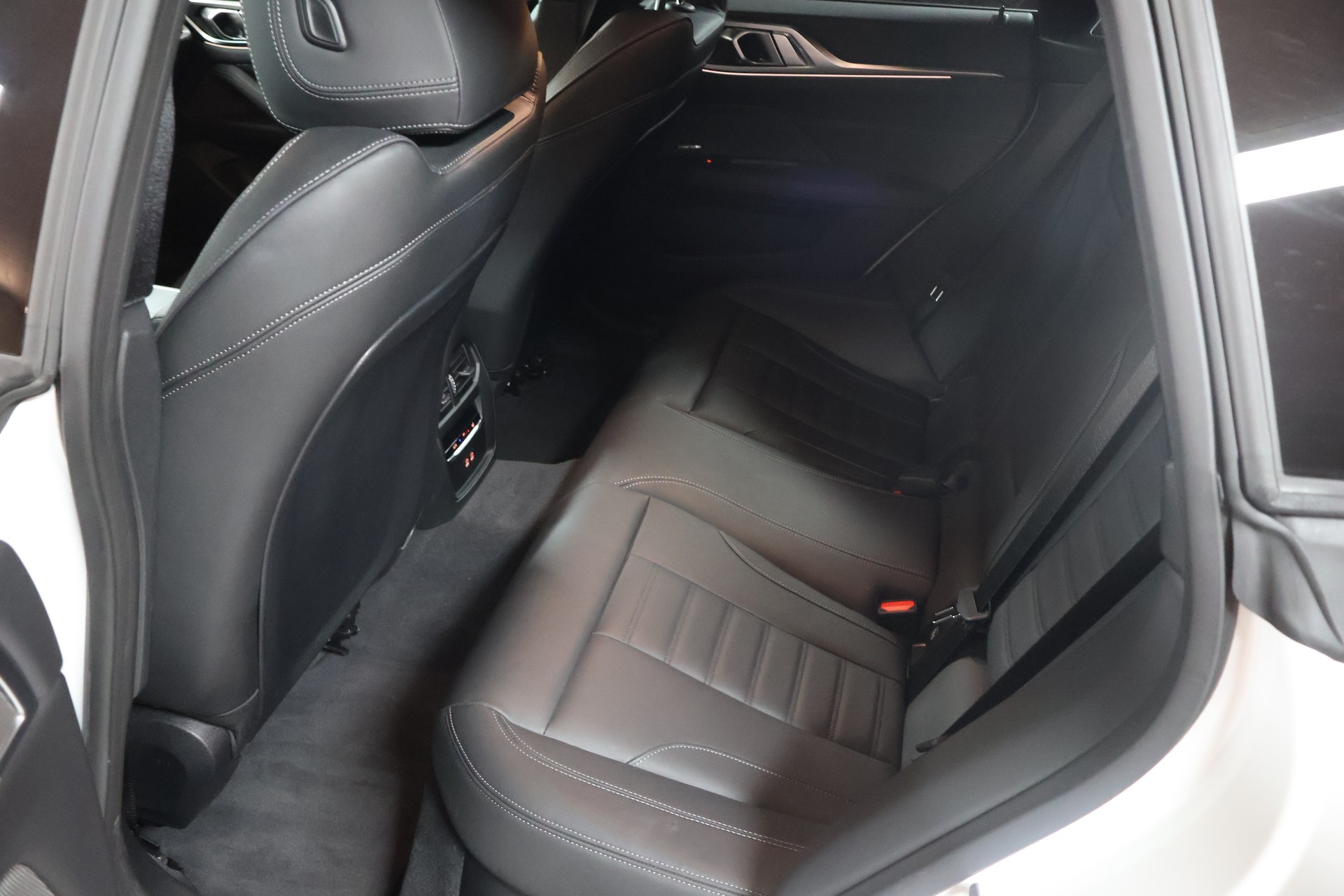 BMW 430i xDrive Gran Coupé M Sport Steptronic-image-17