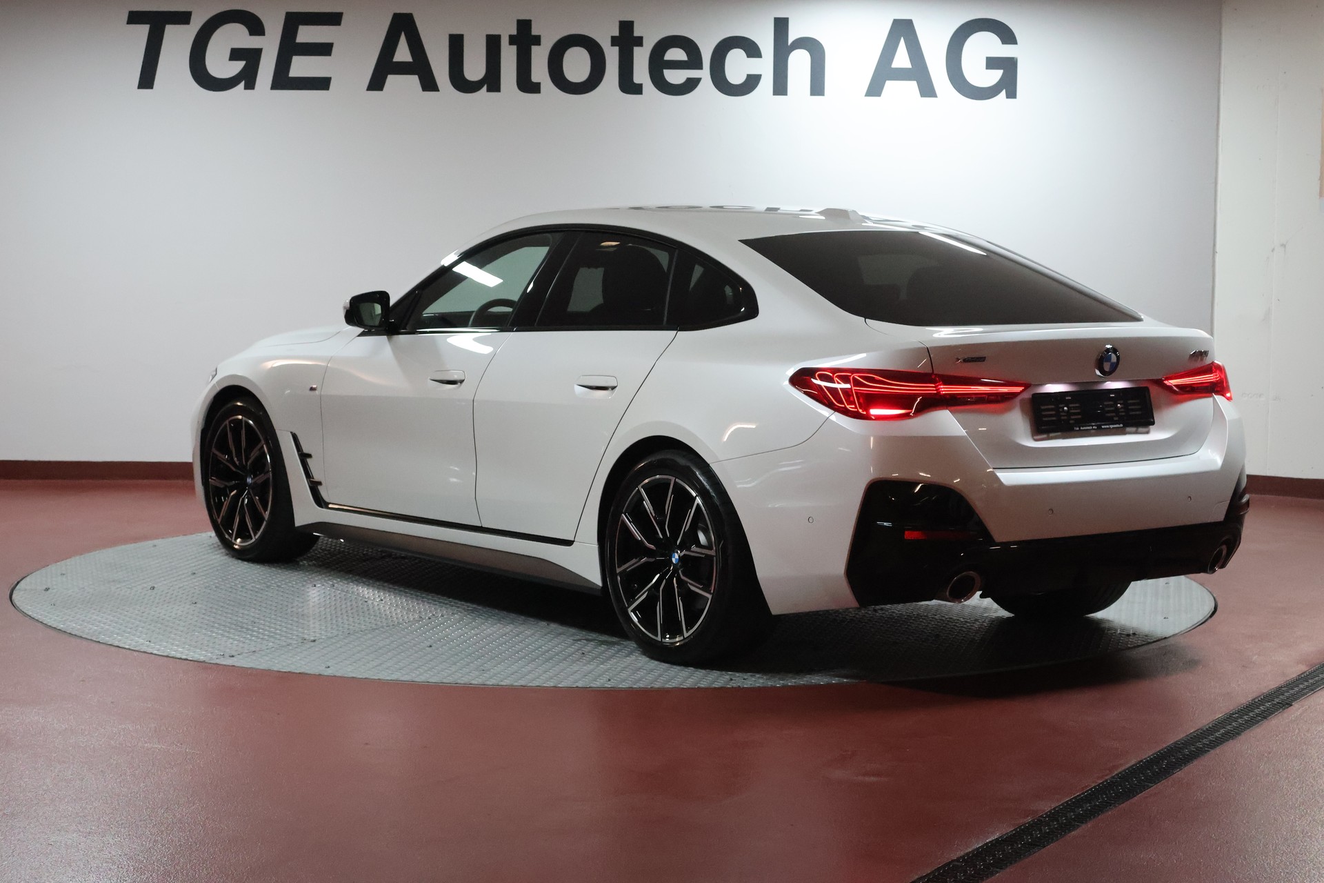 BMW 430i xDrive Gran Coupé M Sport Steptronic-image-18