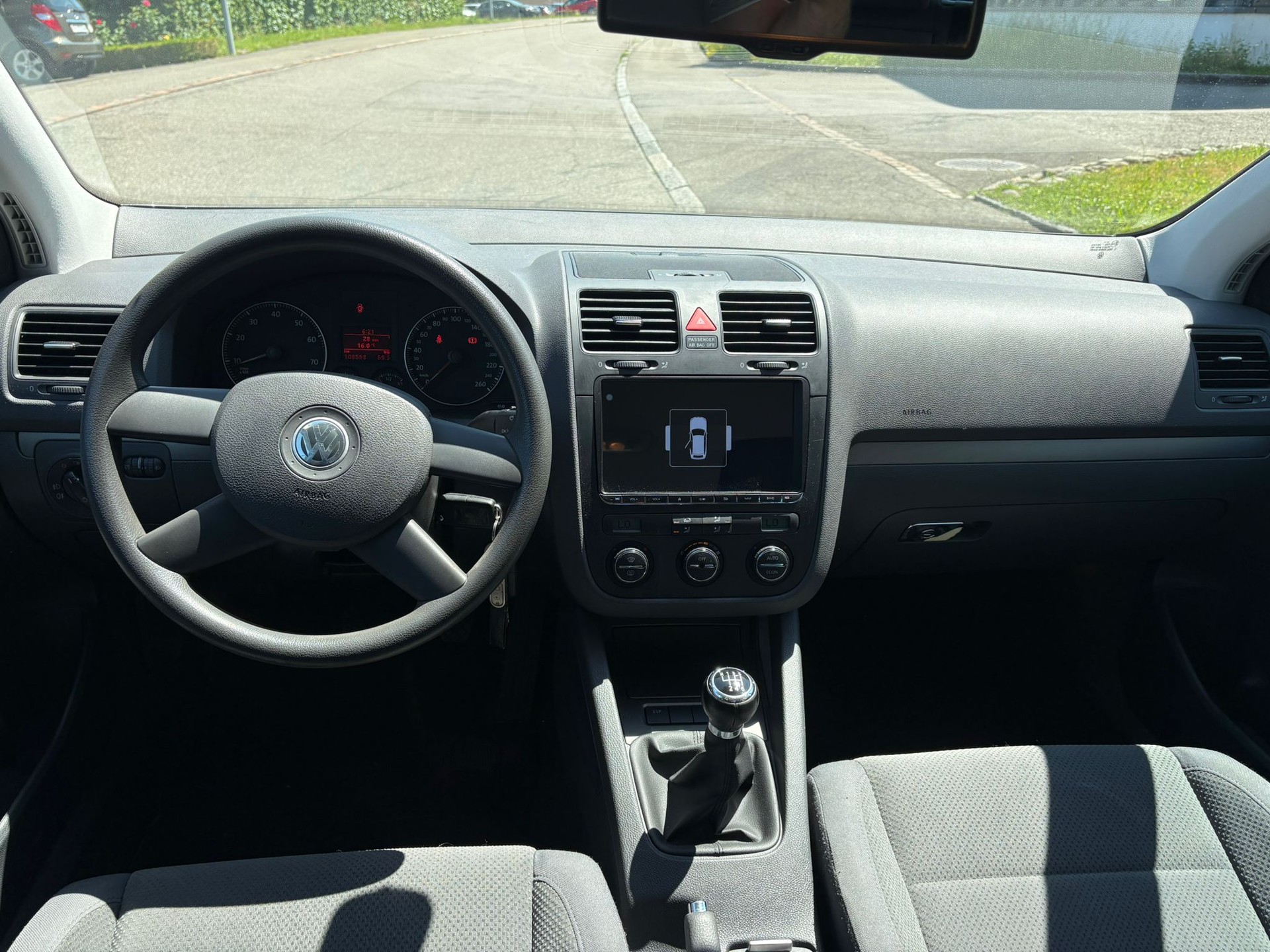 VW Golf 2.0 FSI Sportline 4Motion-image-7
