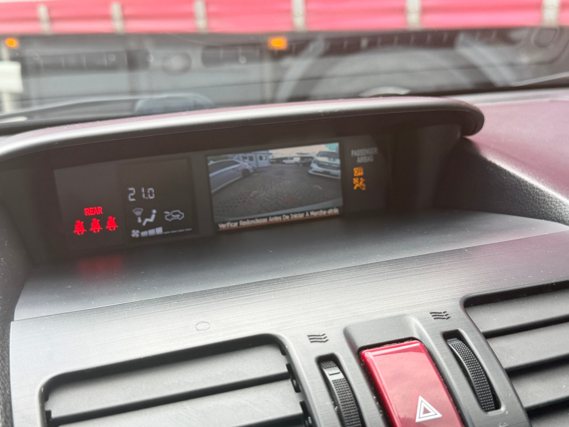 SUBARU XV 1.6 Swiss Two AWD CVT-image-11