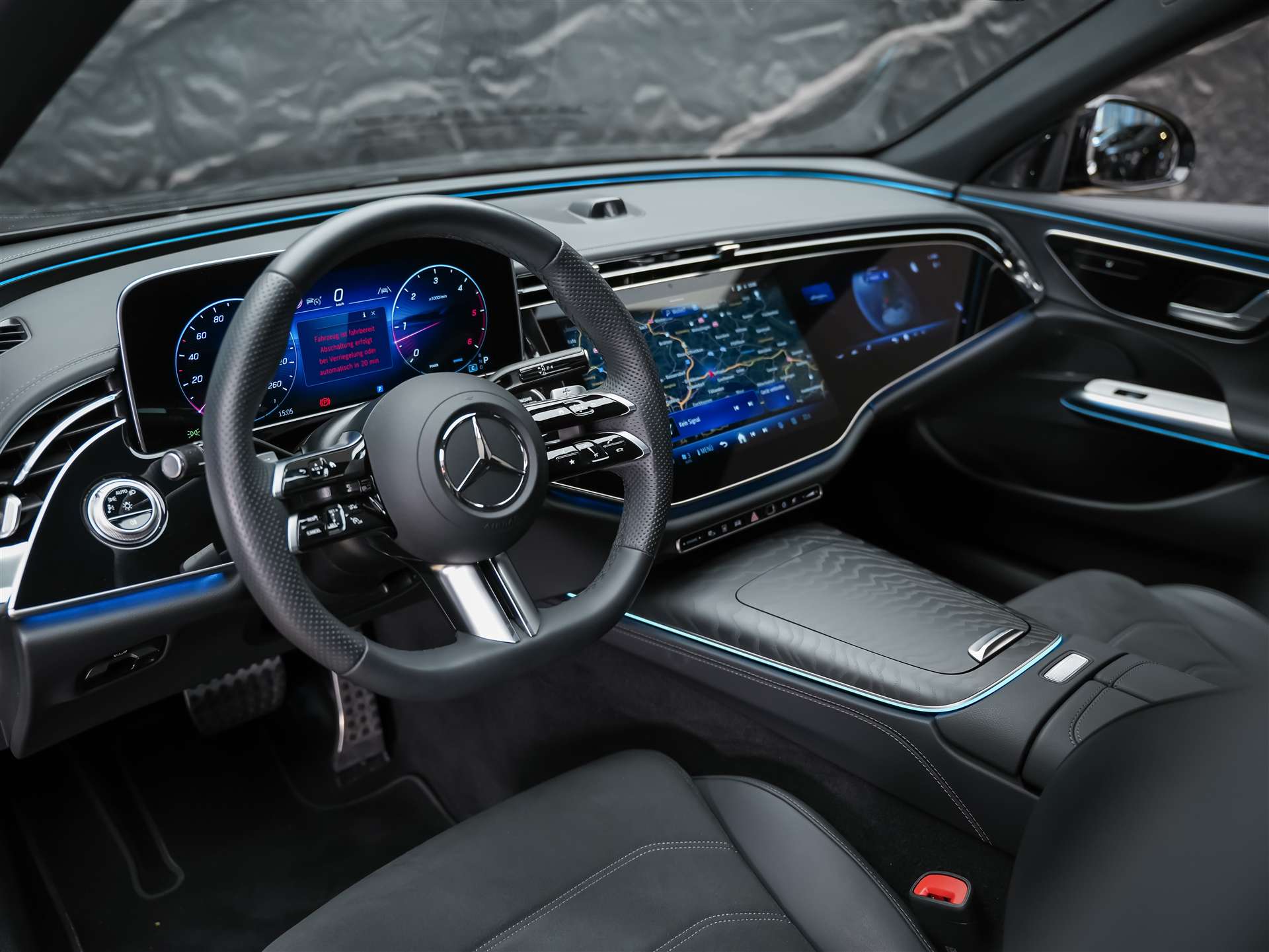 MERCEDES-BENZ E 220 d AMG Line *Werksgarantie*Supercreen*Standheizung*-image-8