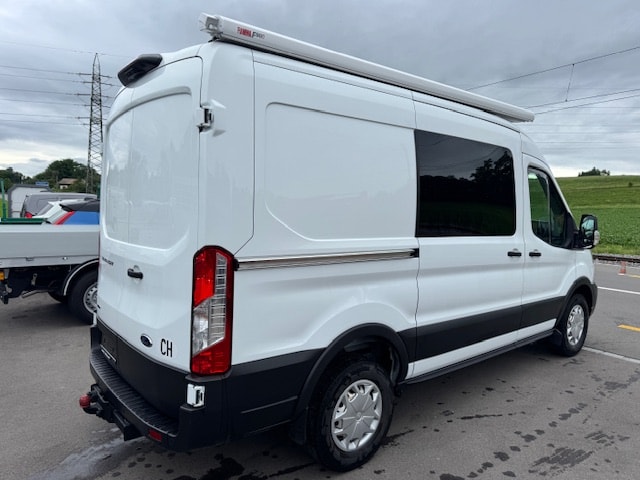 FORD Transit Van 350 L2 Ambiente 2.0 TDCi 170 **4WD** Markise, Klima in Fahrerkabine und Laderaum, Ahk 2800kg,-image-4