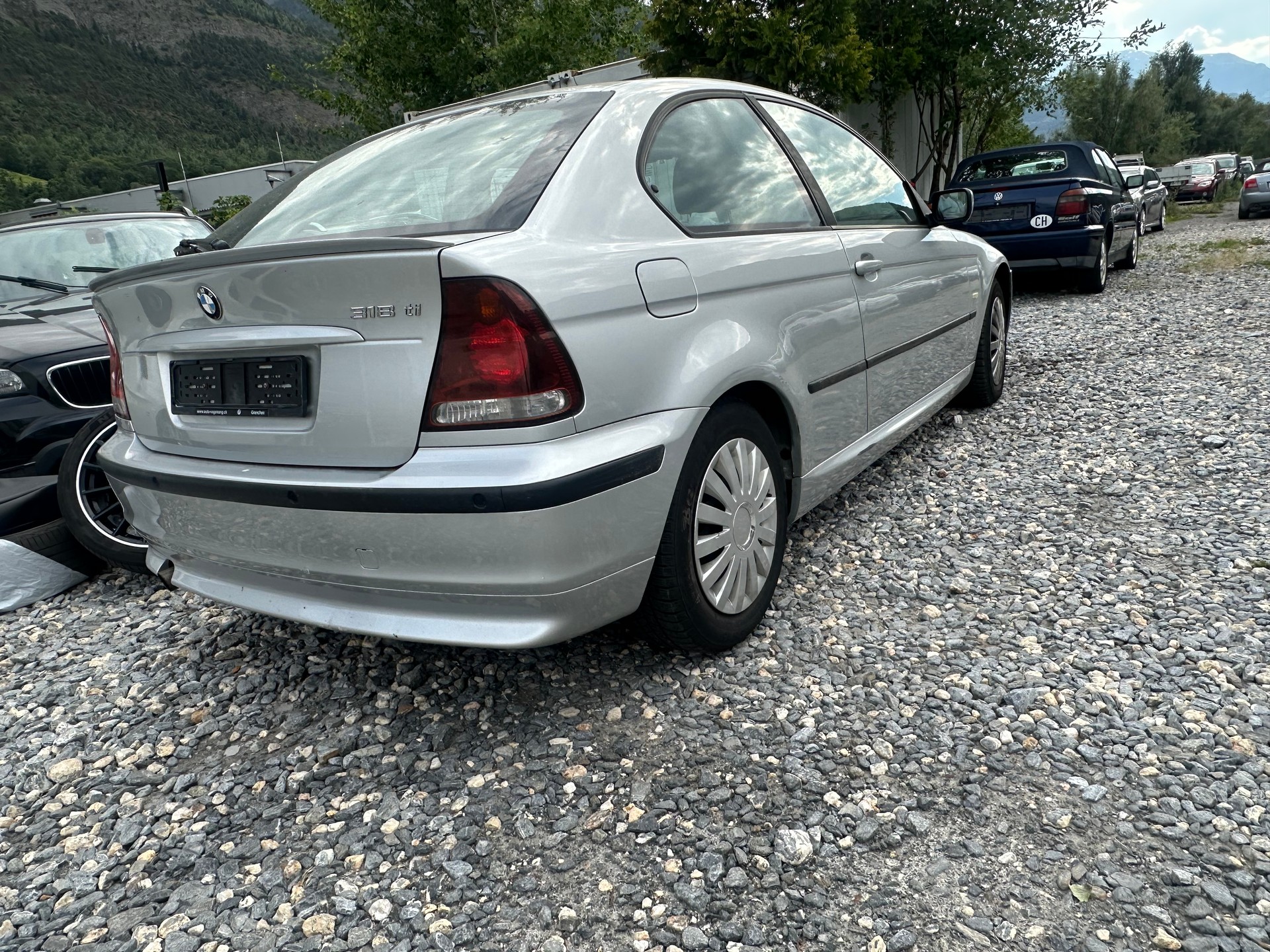 BMW 318 ti Compact-image-11