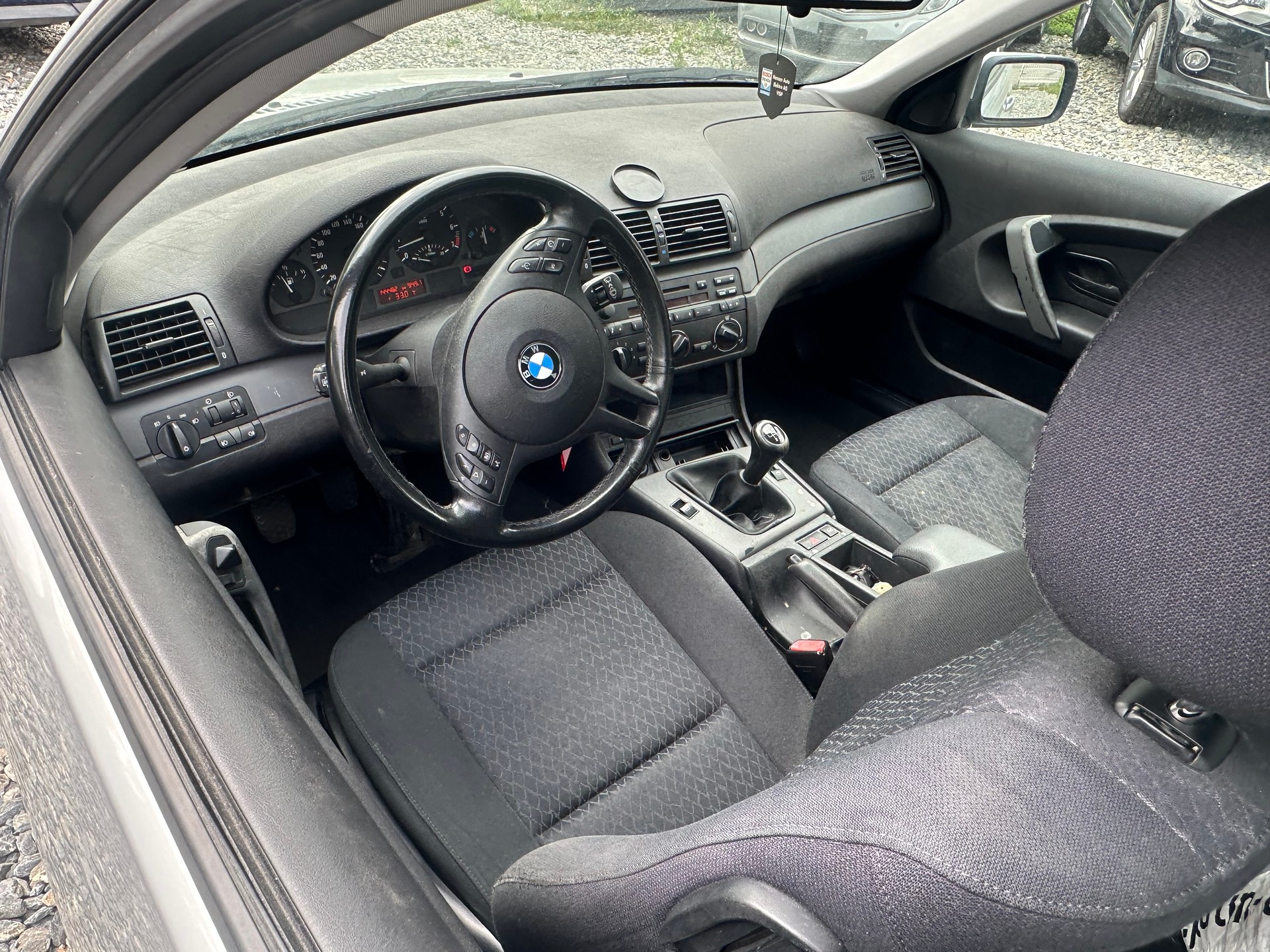 BMW 318 ti Compact-image-6