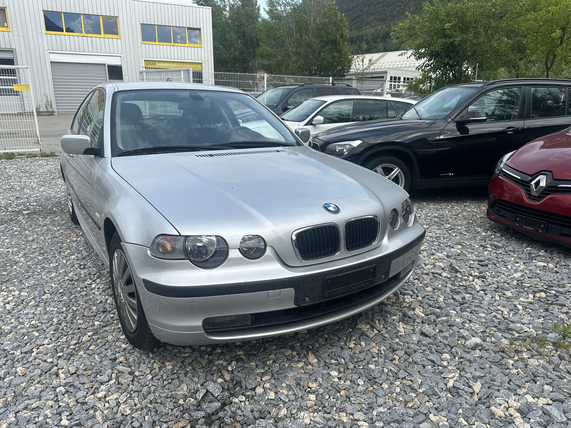BMW 318 ti Compact-image-4