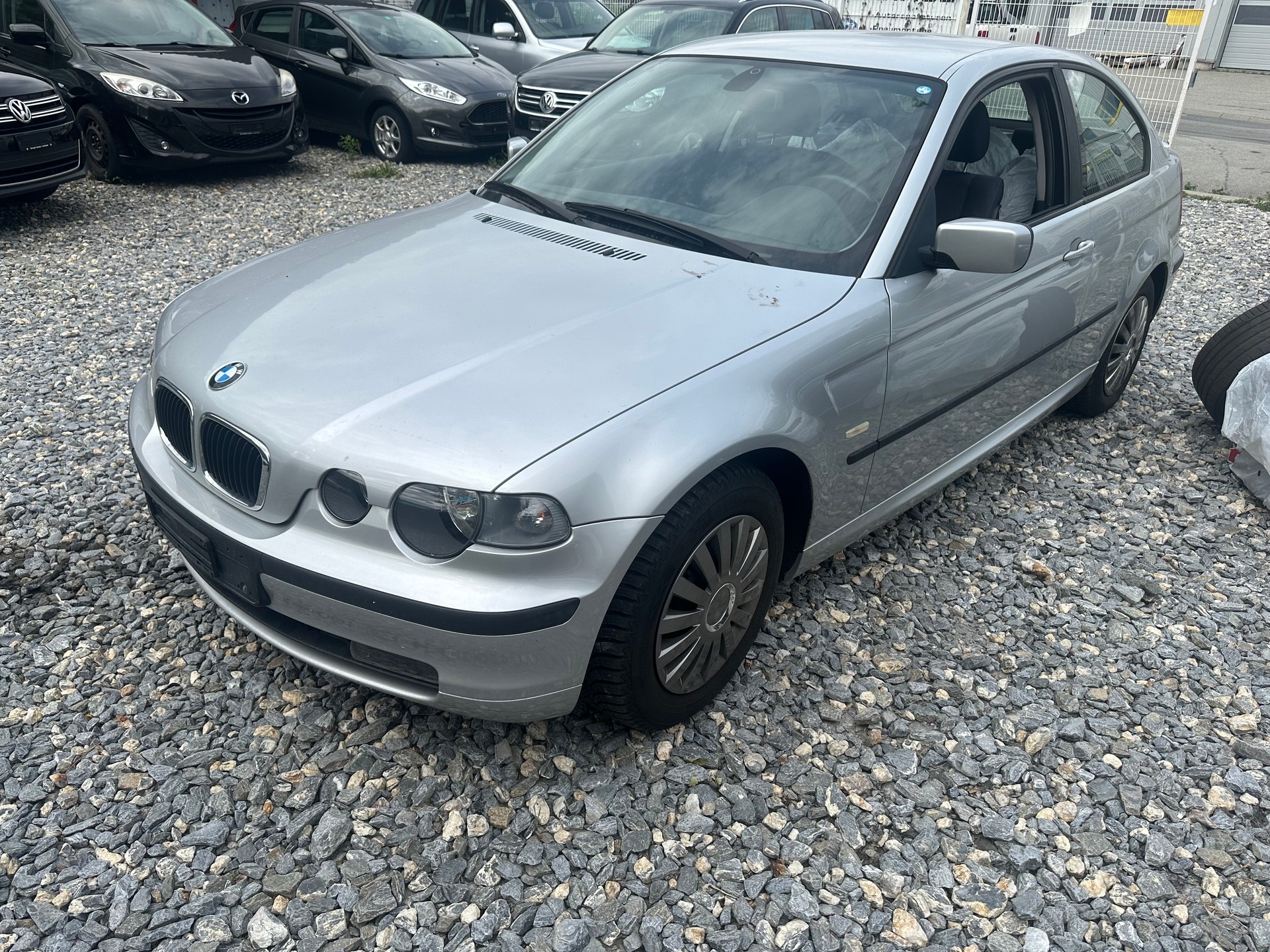 BMW 318 ti Compact-image-2