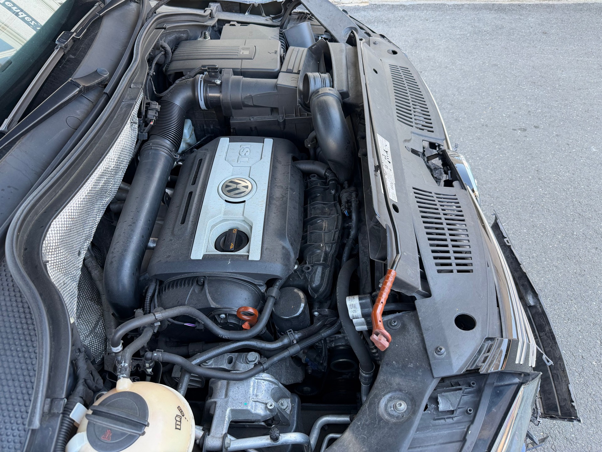 VW Tiguan 2.0 TSI Track&Style 4Motion-showroom-element-2