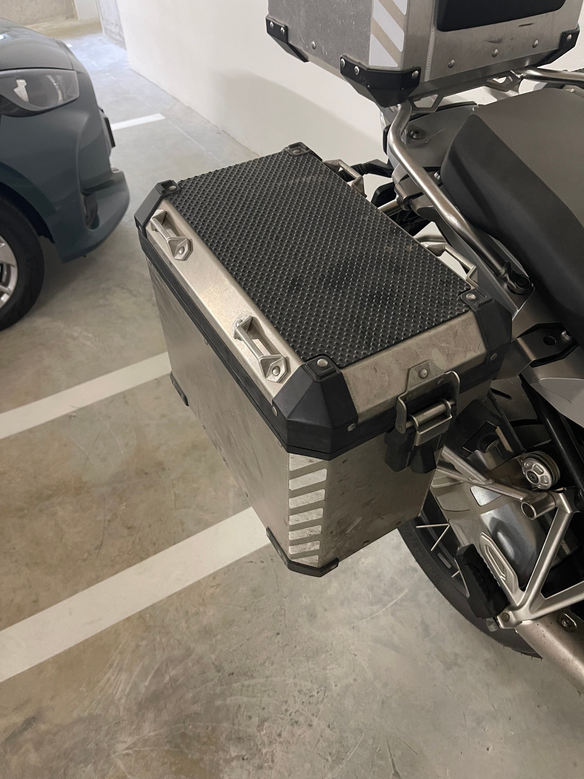BMW R 1200 GS Adventure ABS-image-10