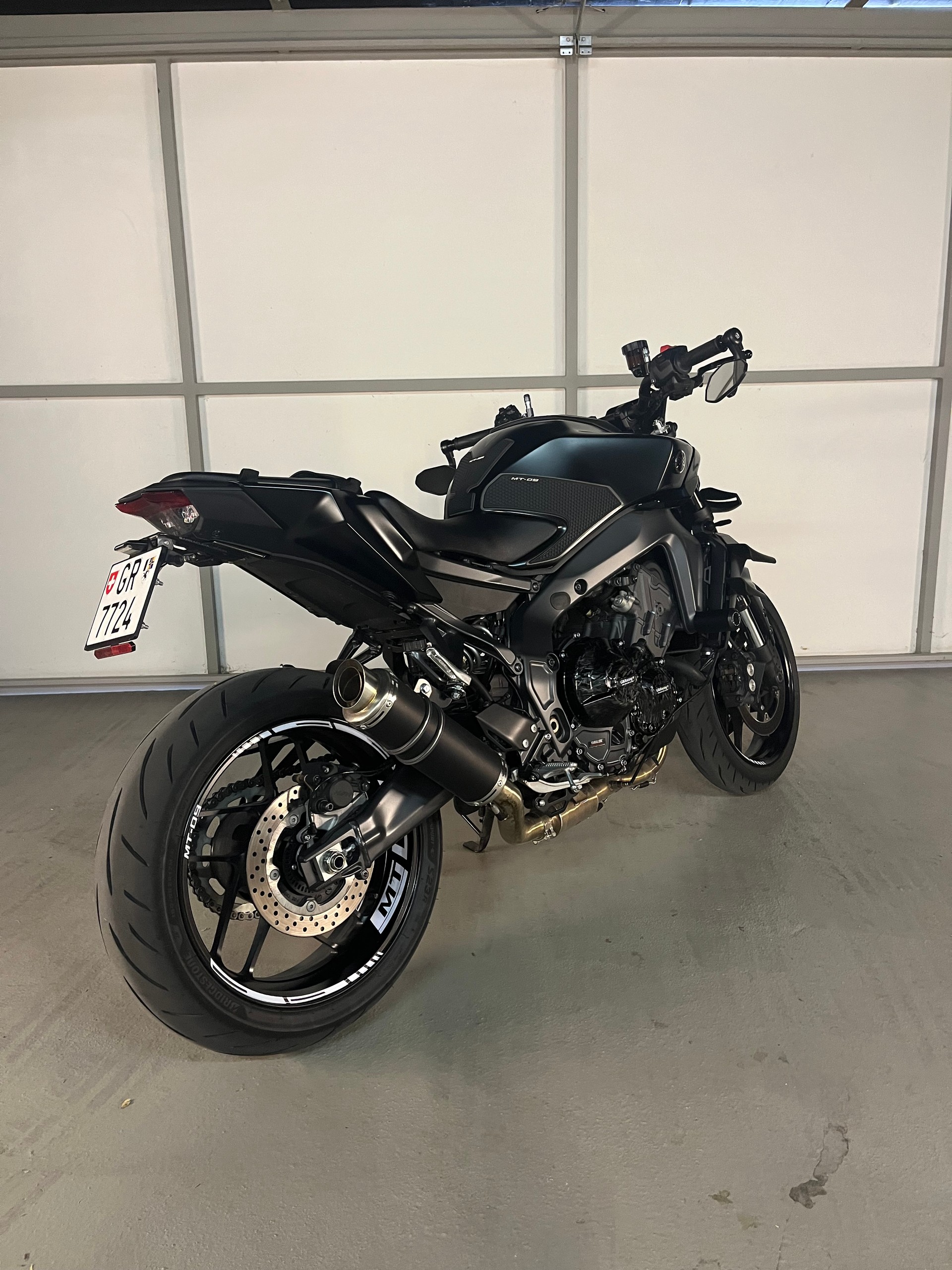 YAMAHA MT-09 (35kW)-image-1