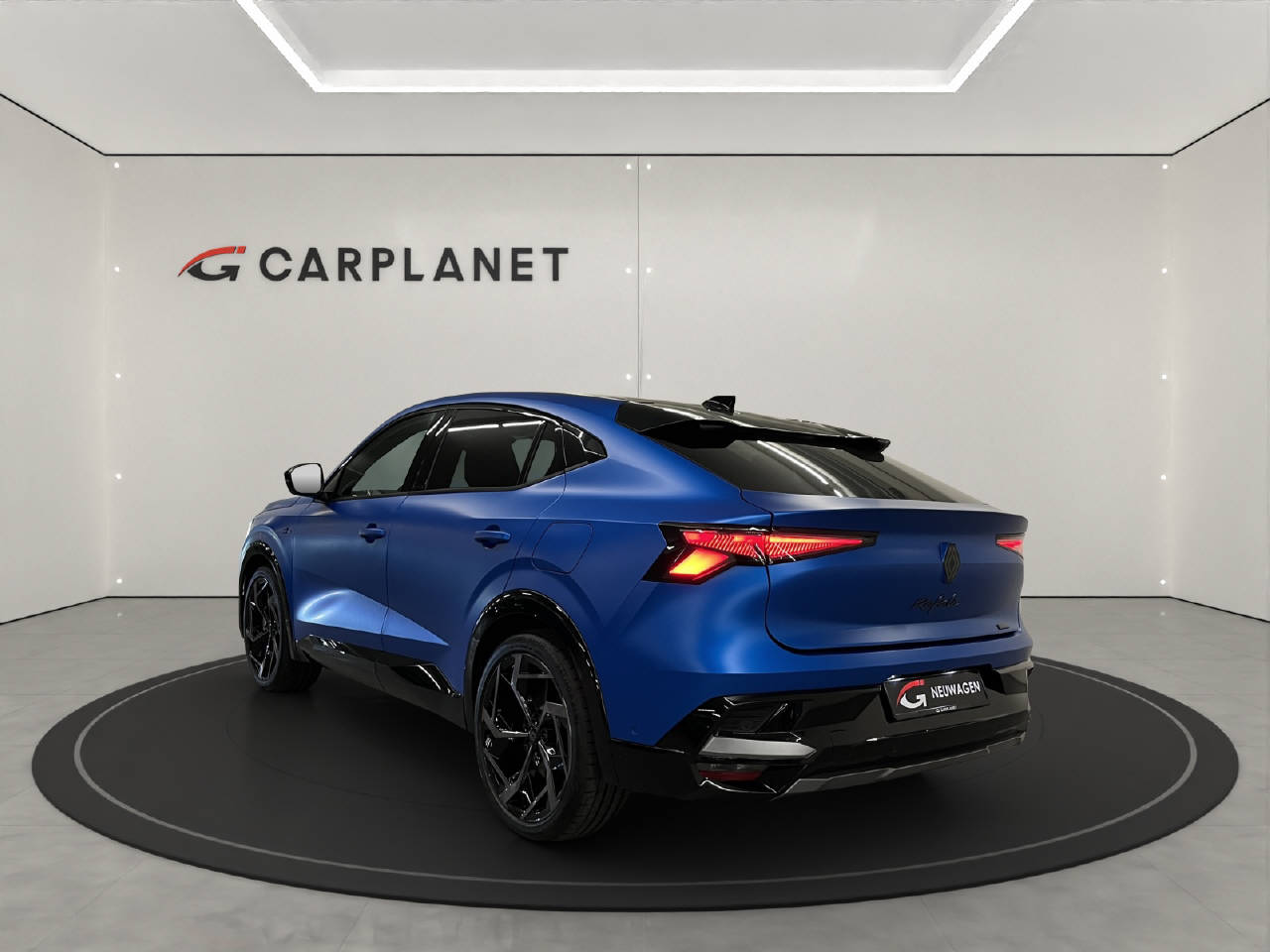 RENAULT Rafale 1.2 E-Tech Plug-in Atelier Alpine-showroom-element-2