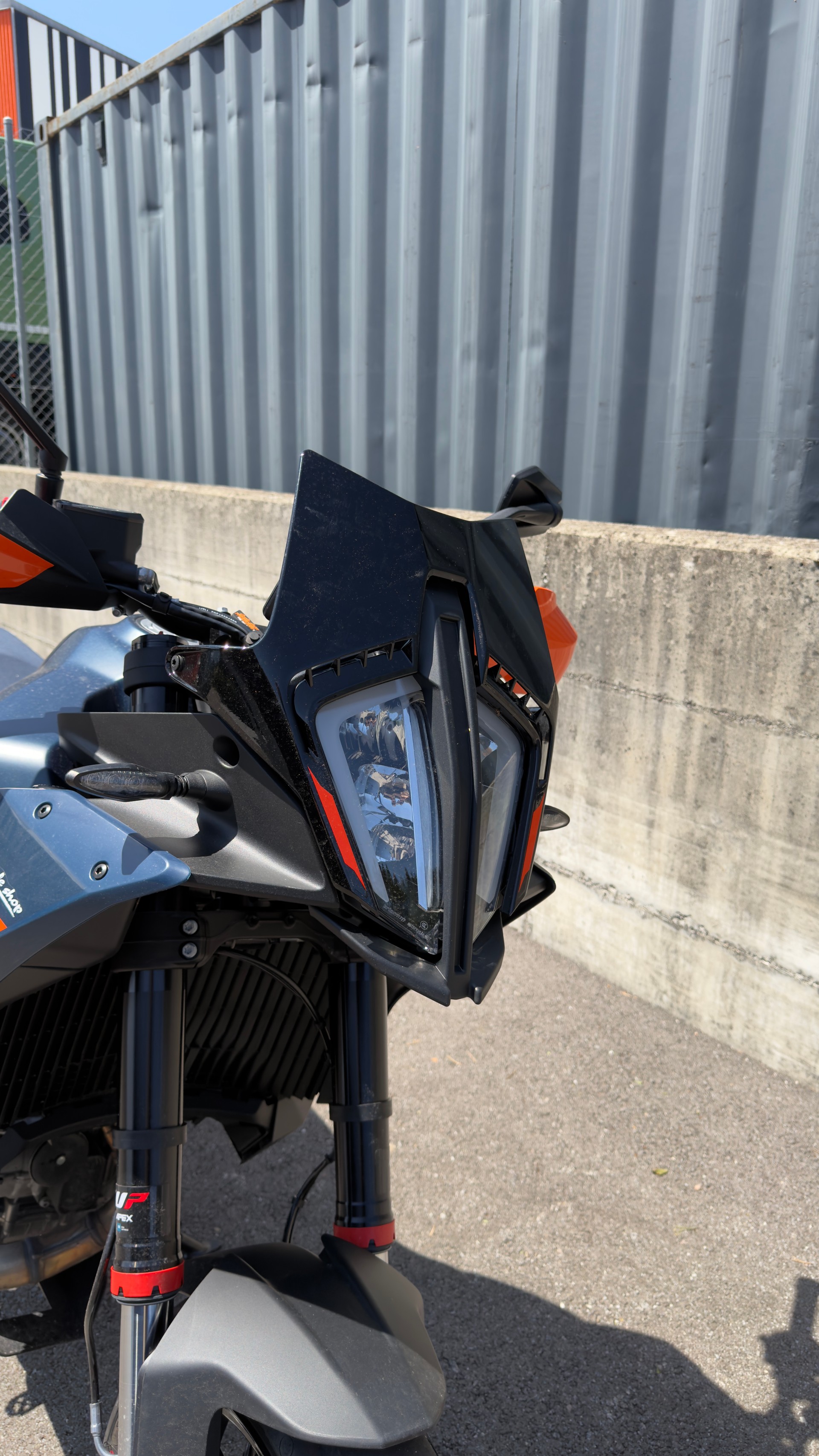 KTM 890 SMT-image-4