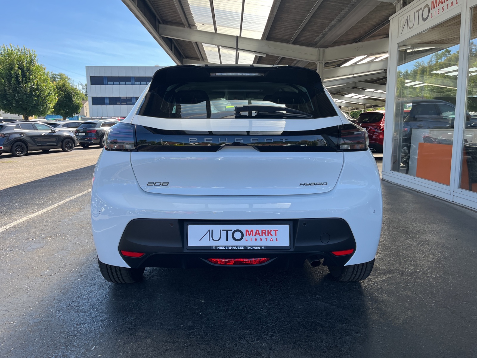 PEUGEOT 208 1.2 MHEV 110 Style-showroom-element-3
