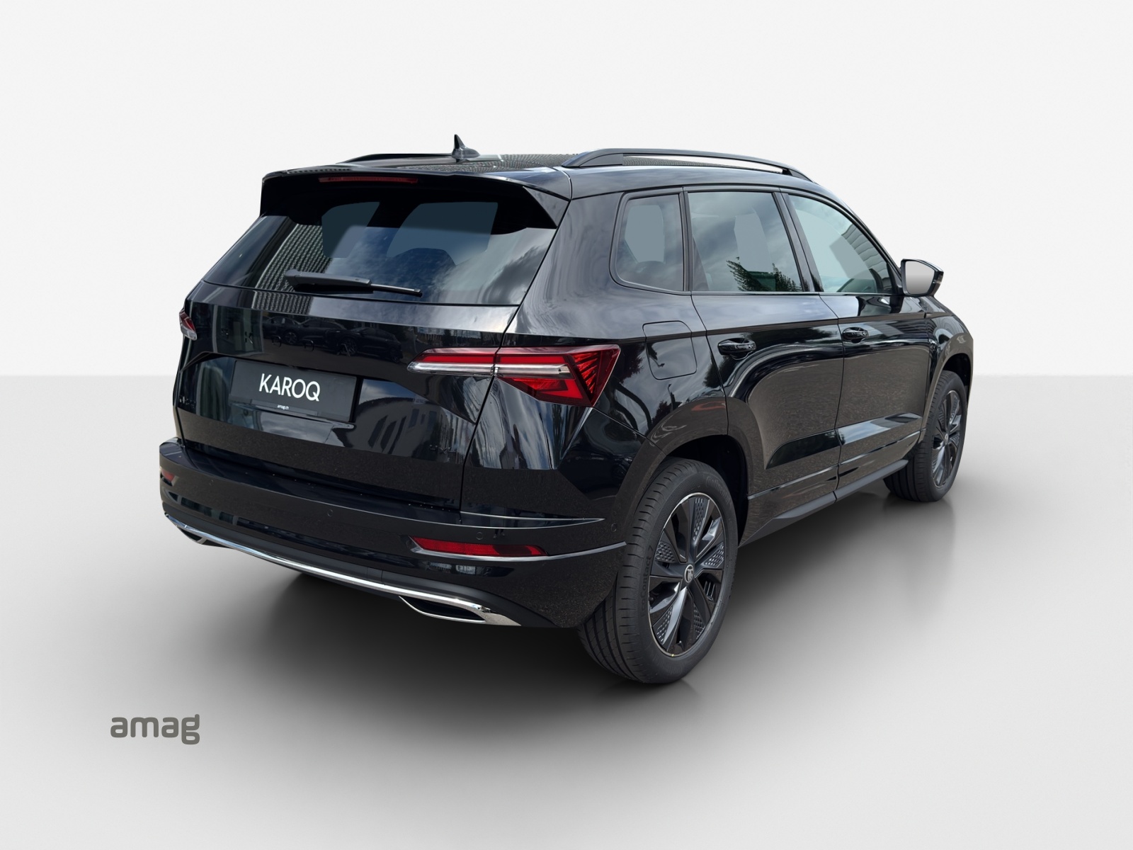 SKODA Karoq 2.0 TSI SportLine 4x4 DSG-image-4