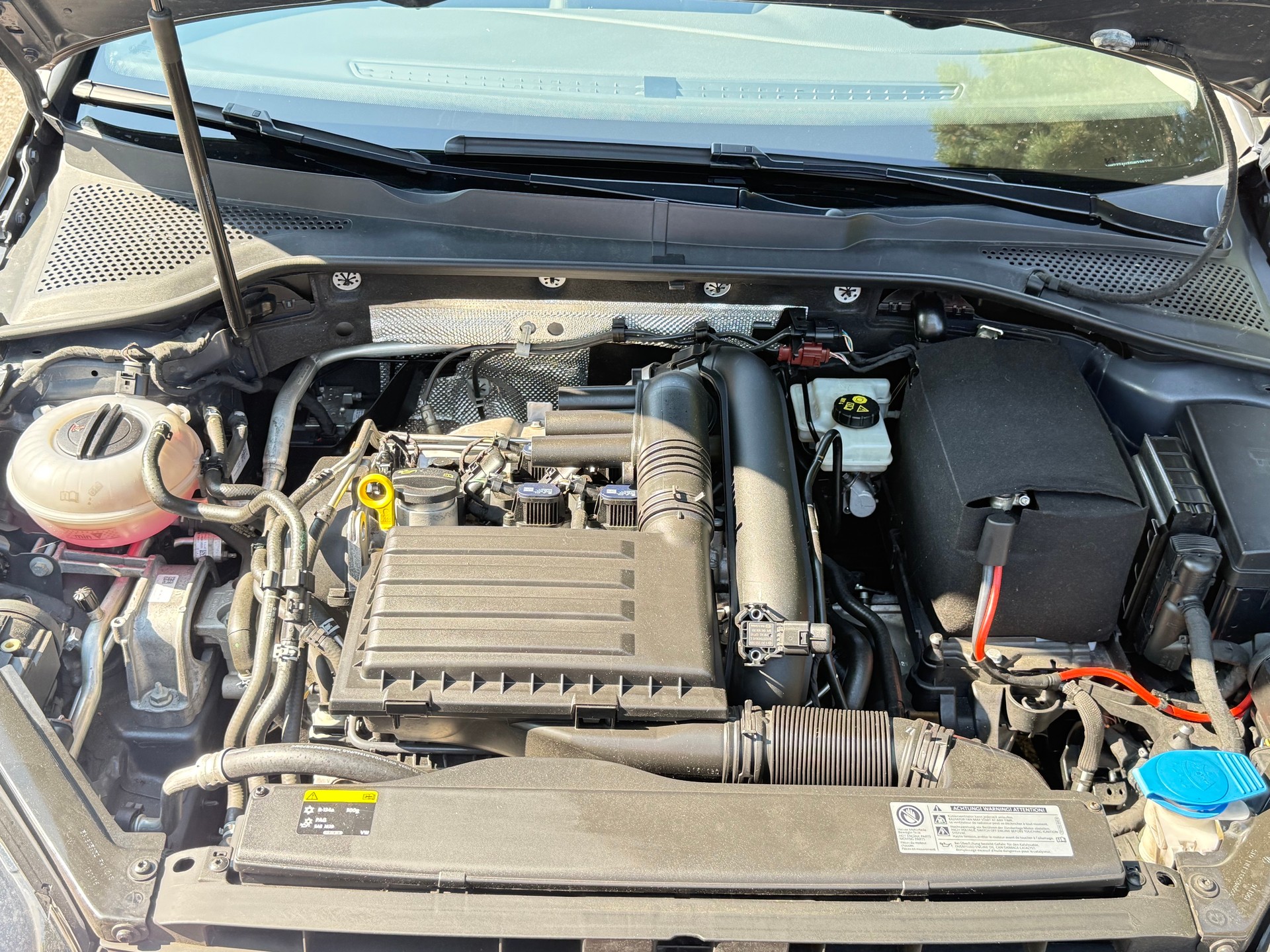 VW Golf 1.4 TSI Comfortline DSG ( Visite du jour-Garantie-Service à jour )-image-13