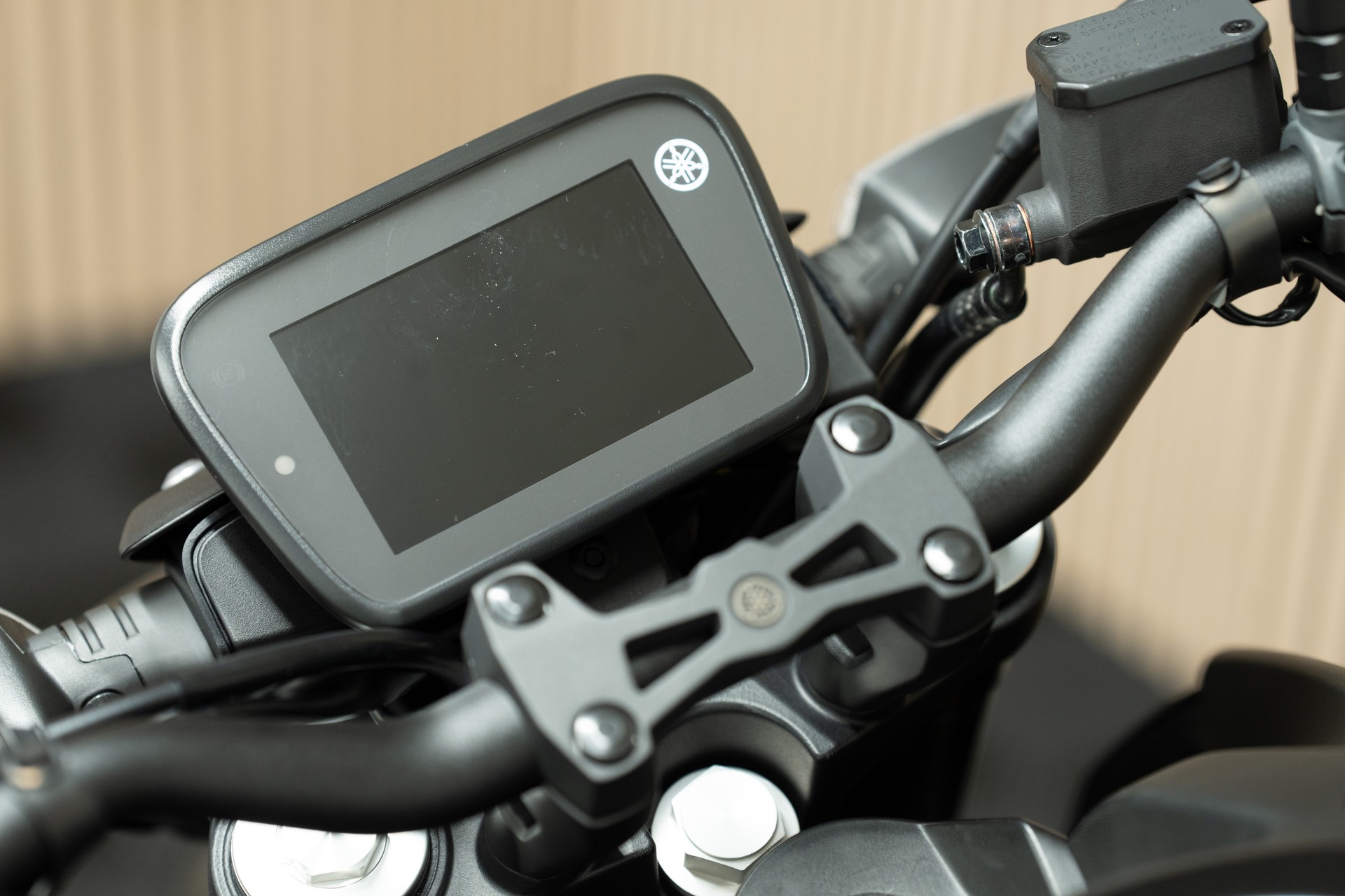 YAMAHA MT-125-showroom-element-2