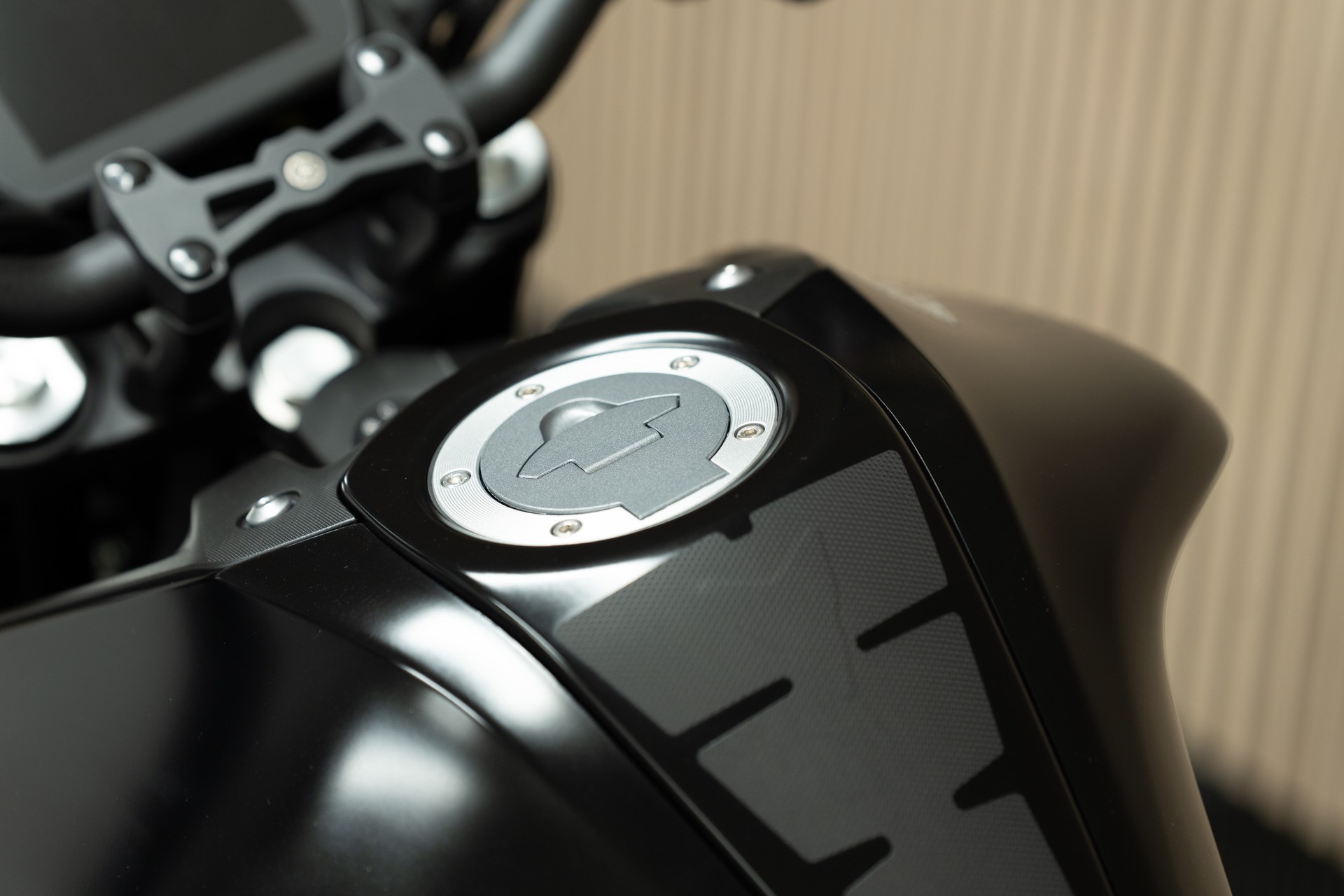 YAMAHA MT-125-showroom-element-3