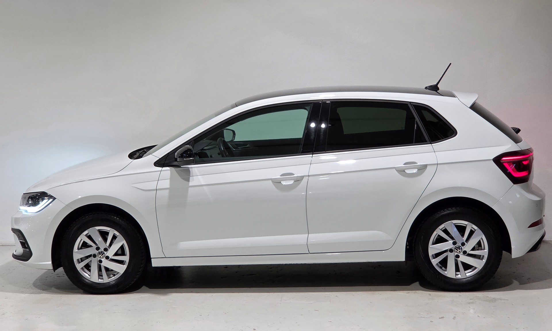 VW Polo 1.0 TSI Style DSG-showroom-element-1