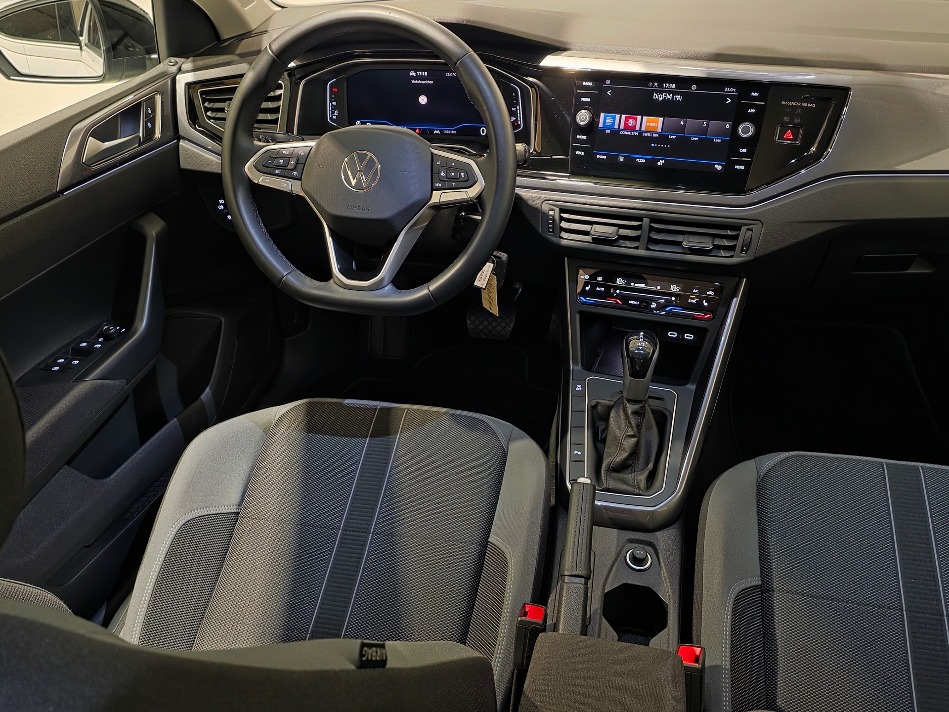 VW Polo 1.0 TSI Style DSG-image-5