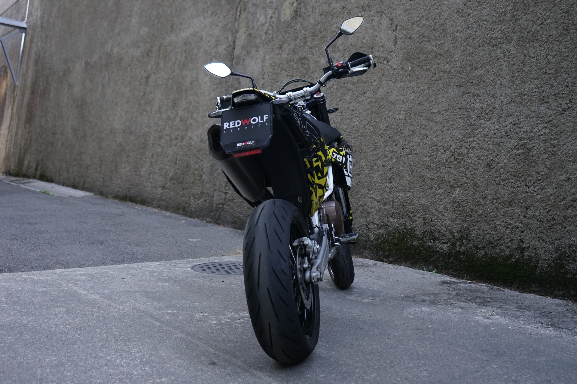 HUSQVARNA 701 Supermoto-image-3