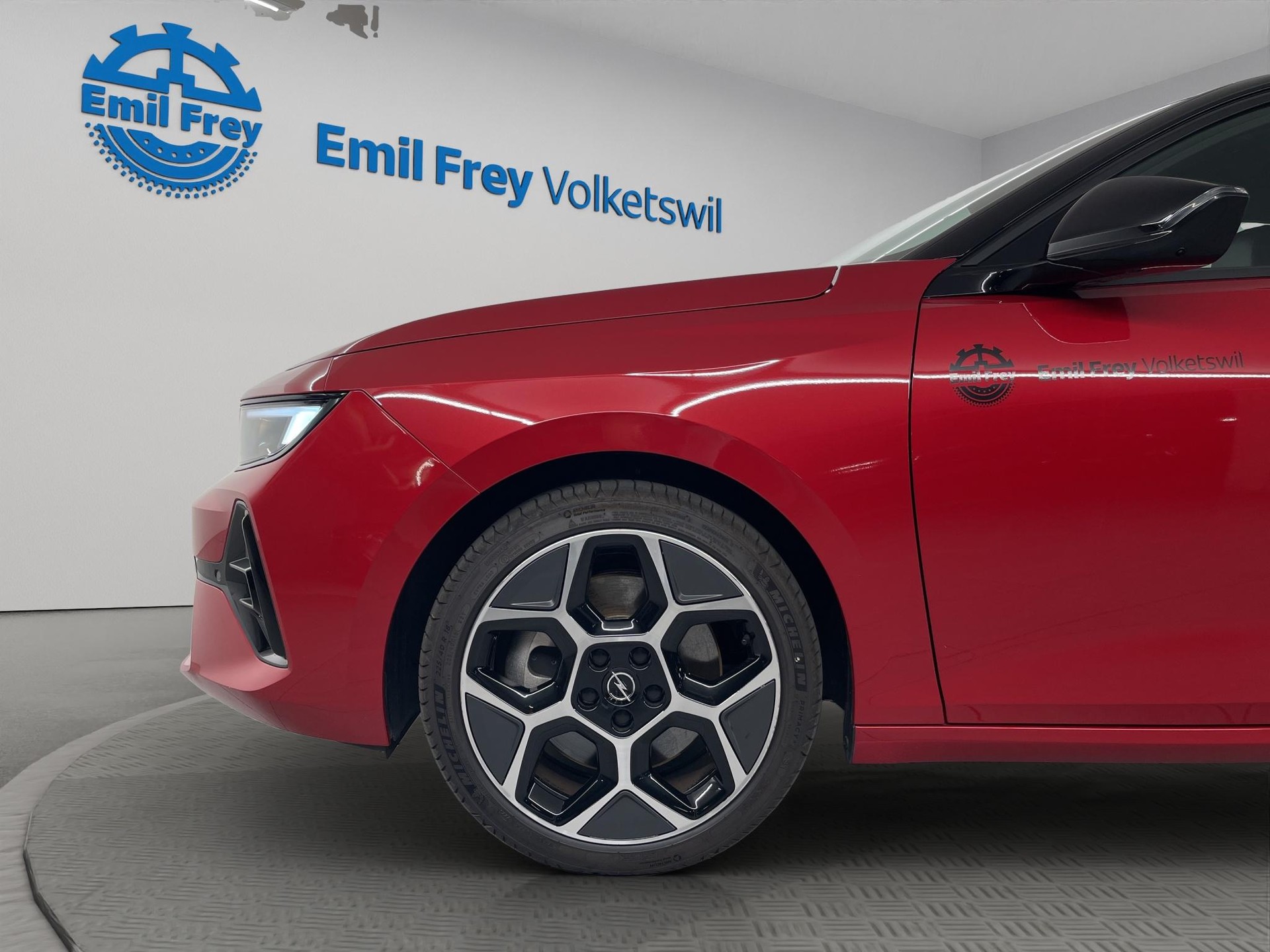 OPEL Astra 1.6 T PHEV 180 Swiss Plus-showroom-element-3