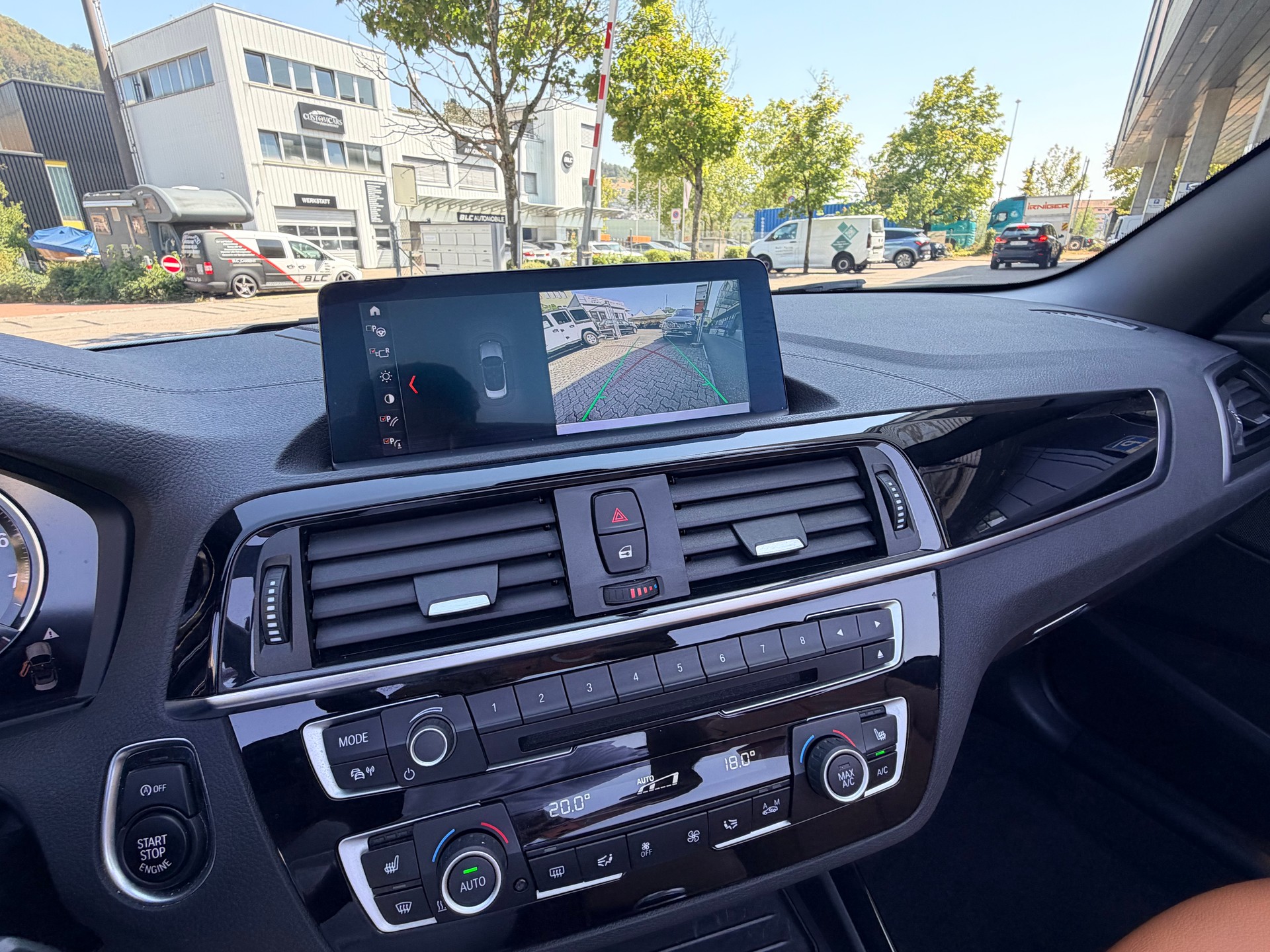 BMW M240i xDrive Steptronic-image-14