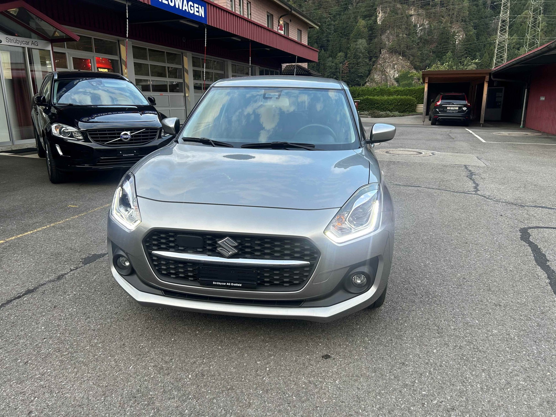 SUZUKI Swift 1.2i Piz Sulai Top Hybrid Allgrip 4x4-image-1