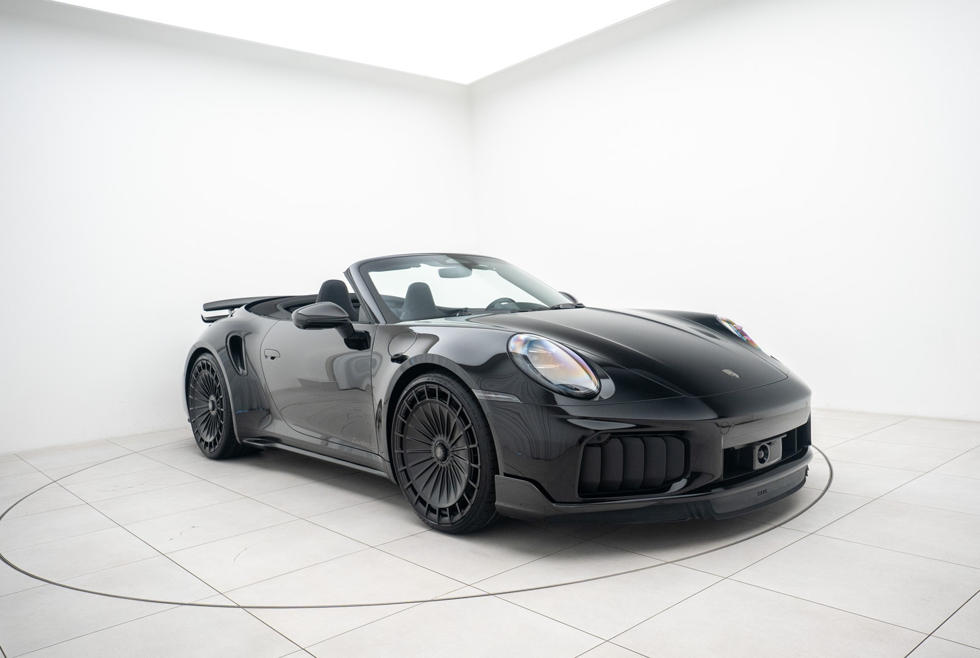 PORSCHE 911 Turbo S Cabriolet Vossen