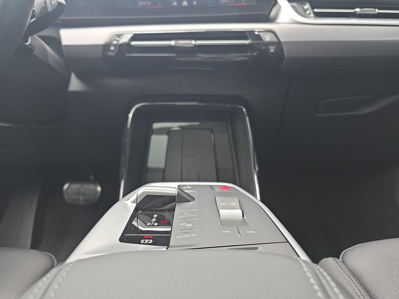 BMW X1 30e M Sport Pro xDrive U11 (CH) AHK ** Action Leasing à 2.88% Jusqu'au 30.09.2026 **-image-18