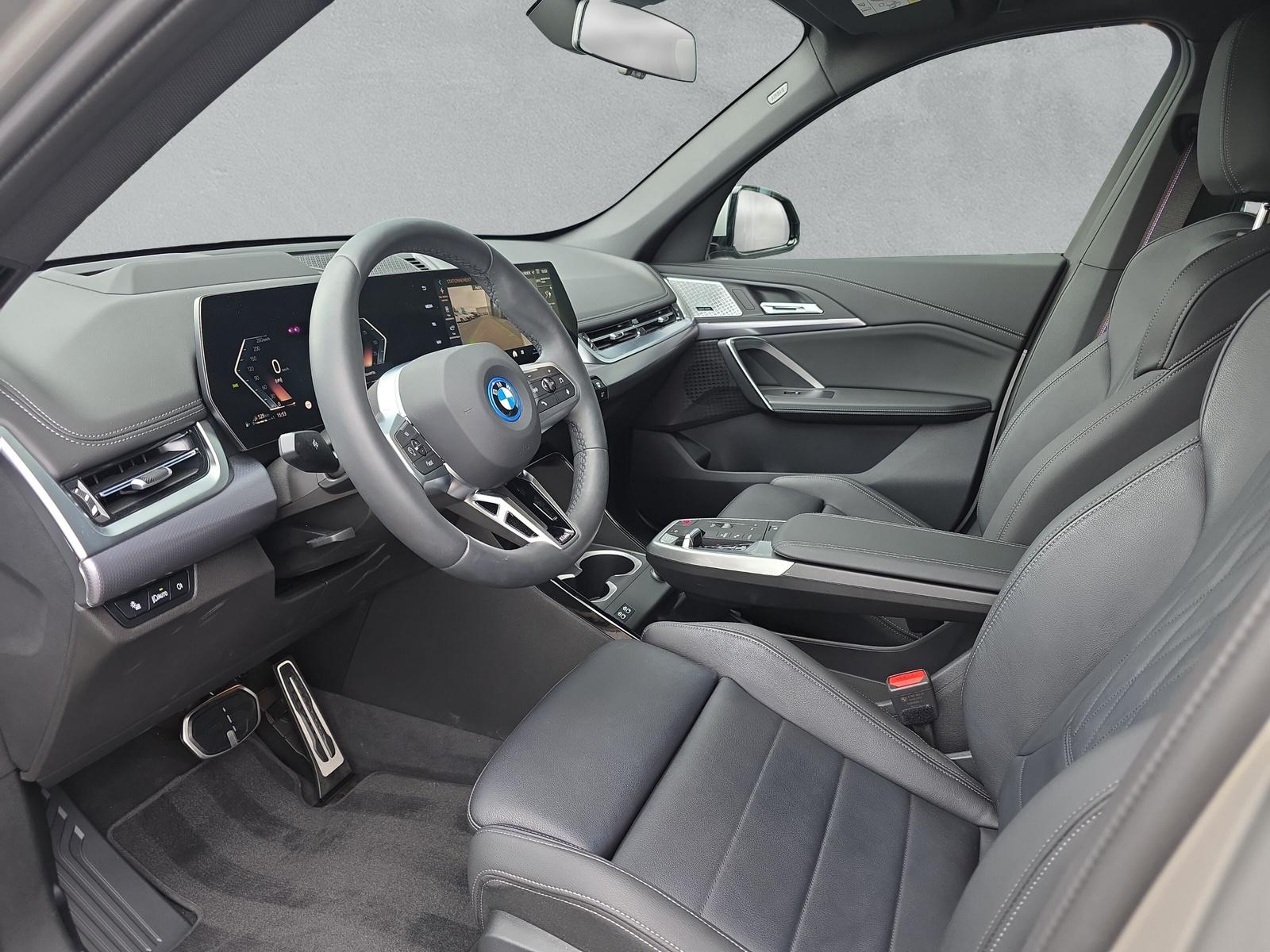 BMW X1 30e M Sport Pro xDrive U11 (CH) AHK ** Action Leasing à 2.88% Jusqu'au 30.09.2026 **-image-12