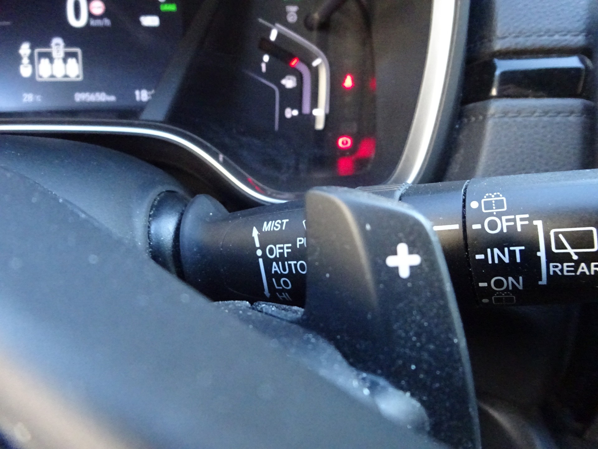 HONDA CR-V 1.5 i-VTEC Elegance 4WD Automatic-image-21