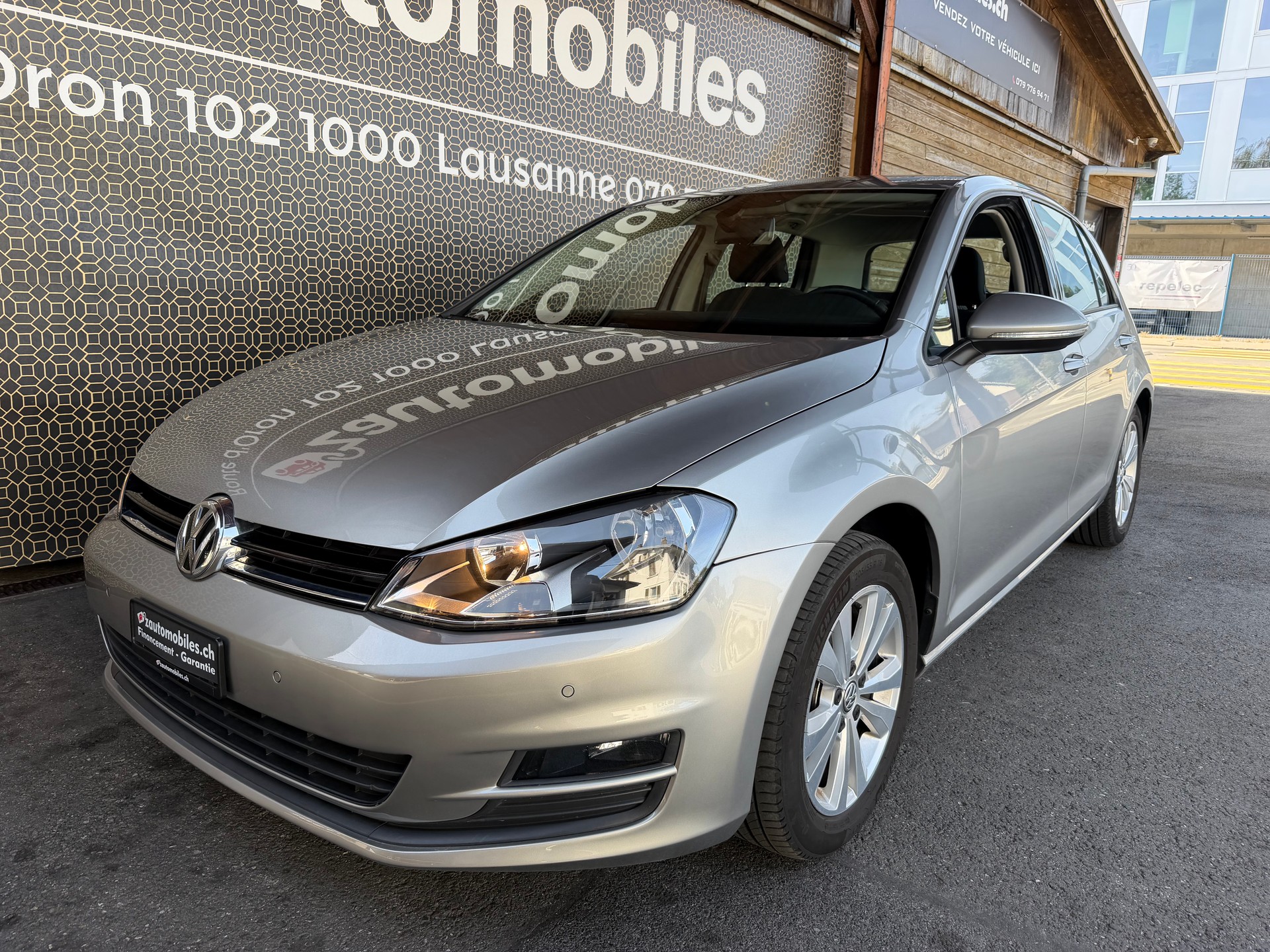 VW Golf 1.4 TSI Lounge-showroom-element-1
