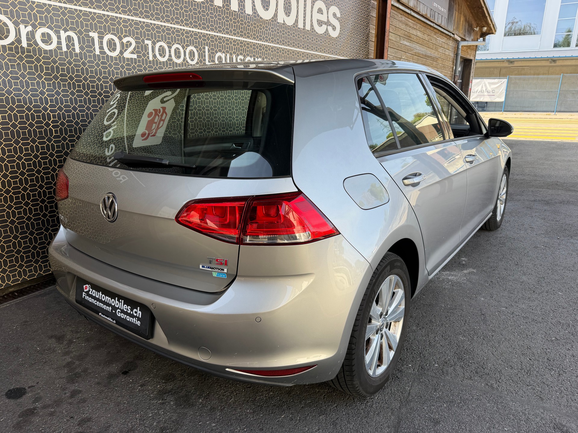 VW Golf 1.4 TSI Lounge-showroom-element-2