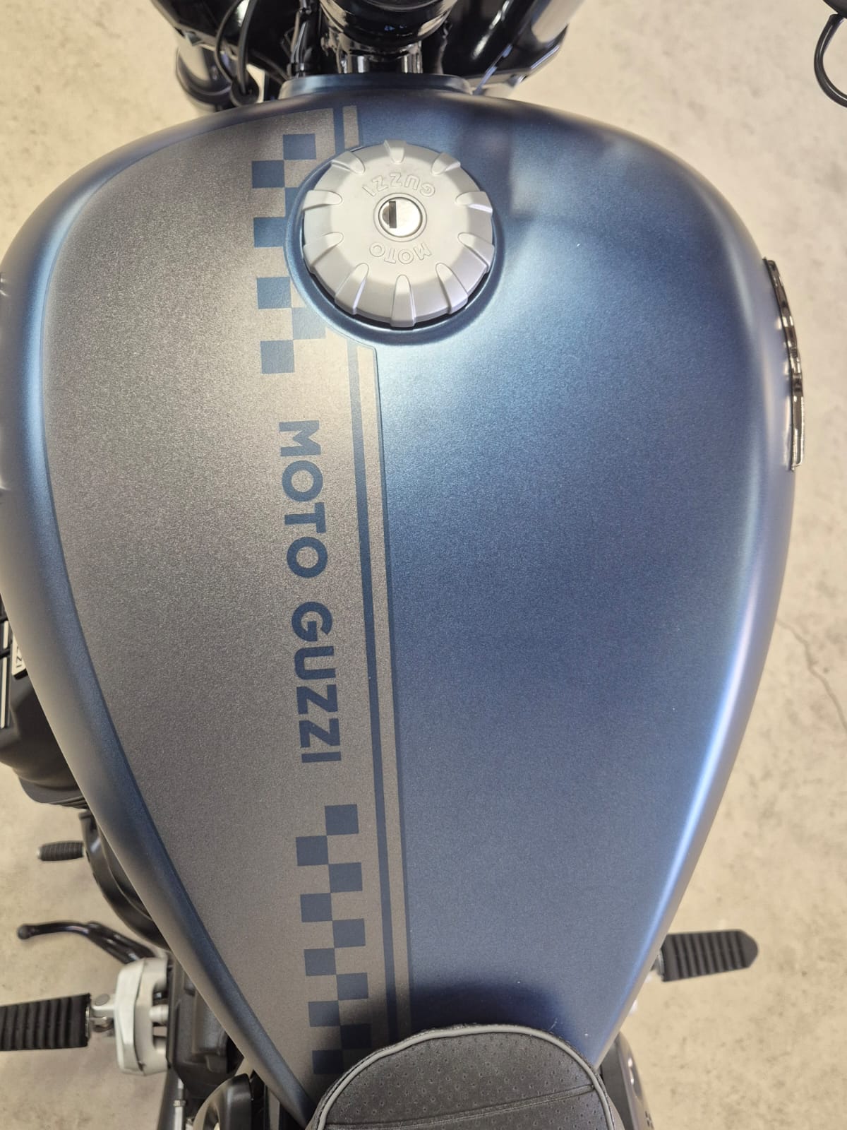 MOTO GUZZI V9 Bobber 850 ABS-image-6