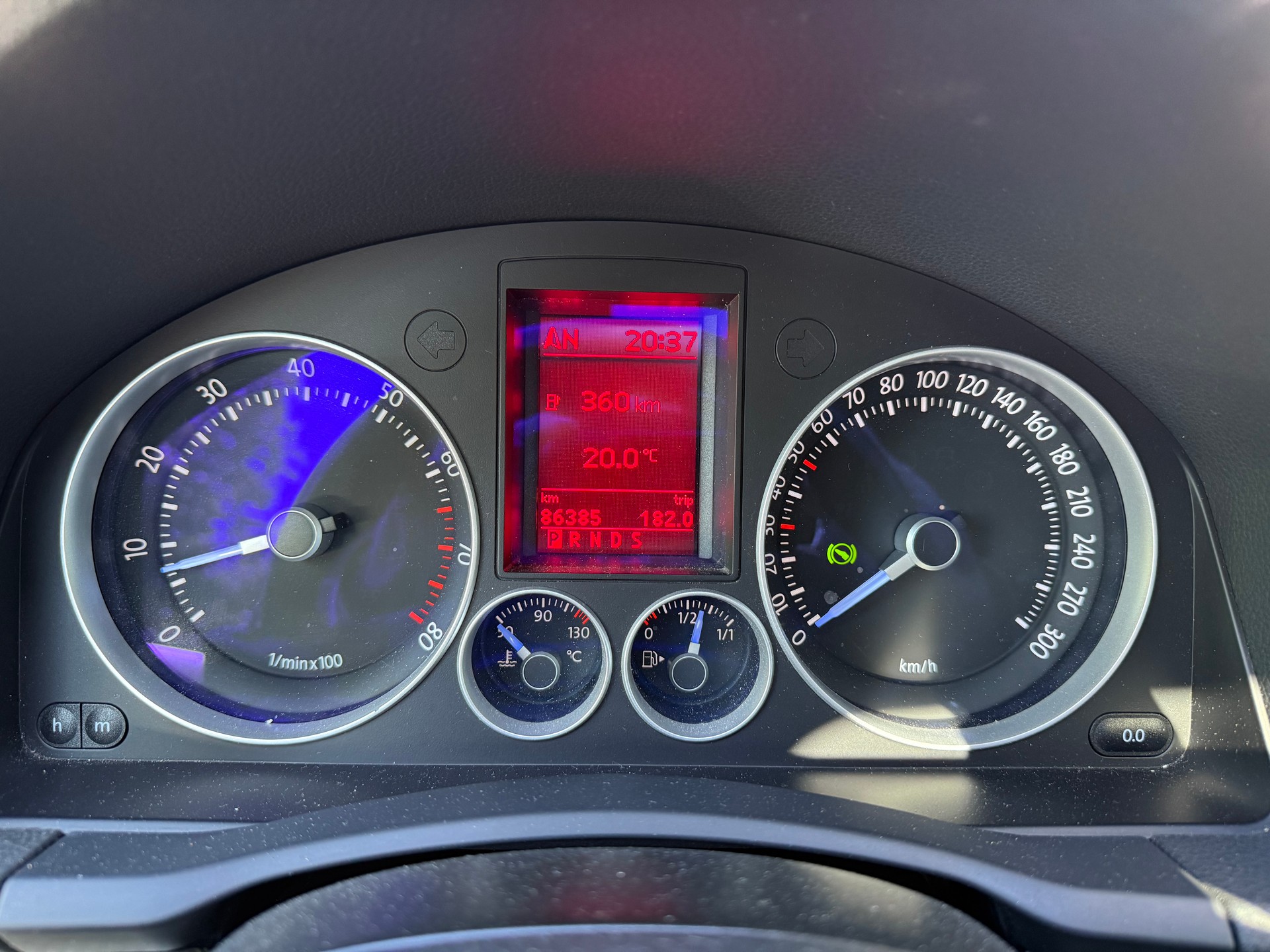 VW Golf R32 4Motion-image-14