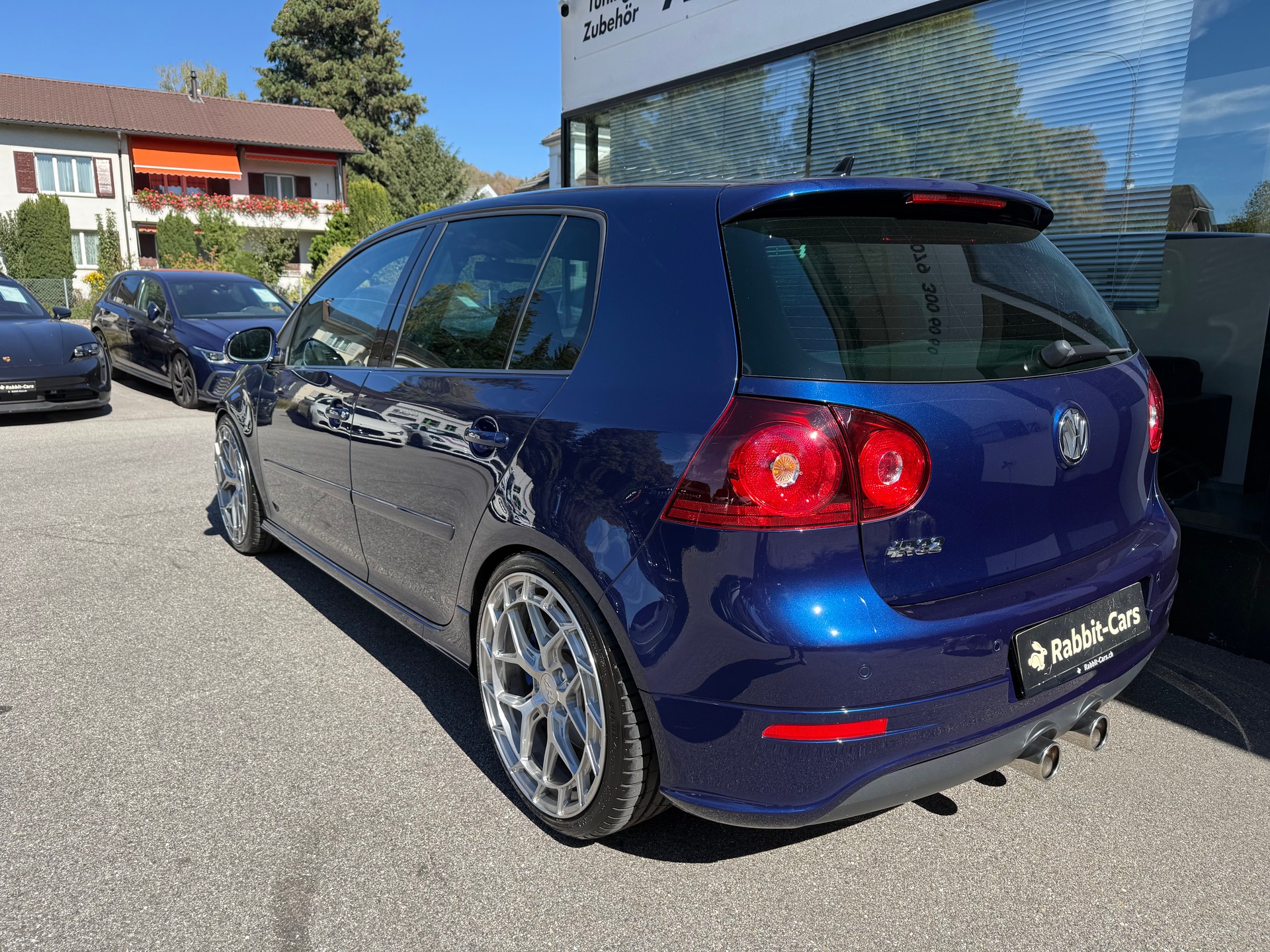 VW Golf R32 4Motion-showroom-element-3