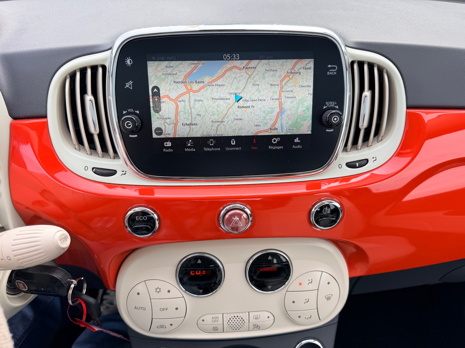 FIAT 500C 0.9 Twinair Anniversario-image-15
