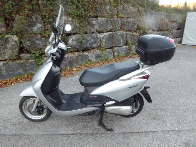 HONDA Lead 110-image-2