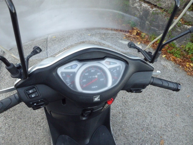 HONDA Lead 110-image-4