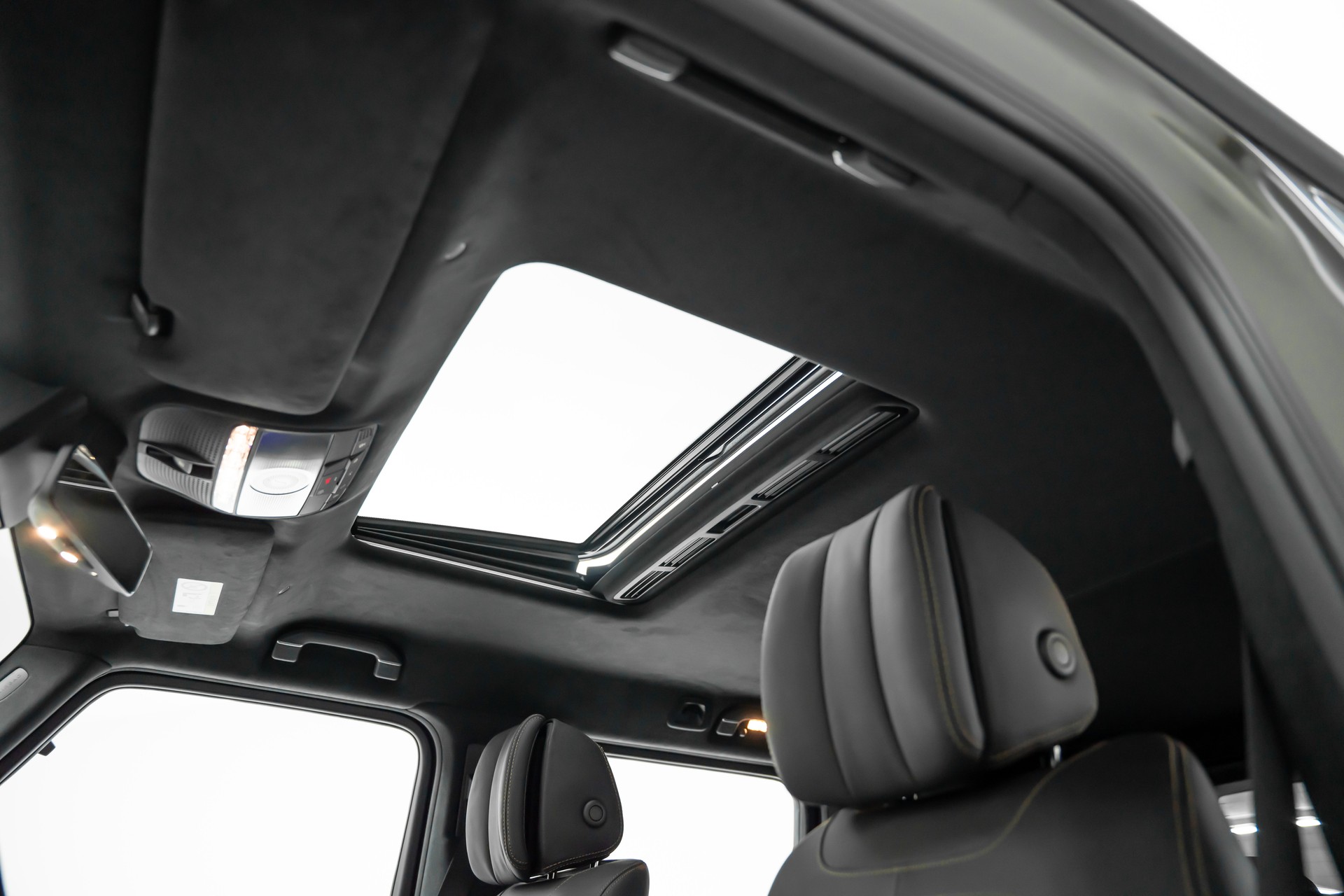 MERCEDES-BENZ G 63 AMG Speedshift Plus G-Tronic-image-16